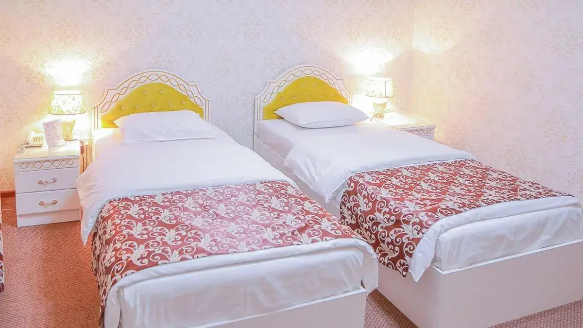 Bed in Reikartz Modarixon Bukhara Bed in Reikartz Modarixon Bukhara