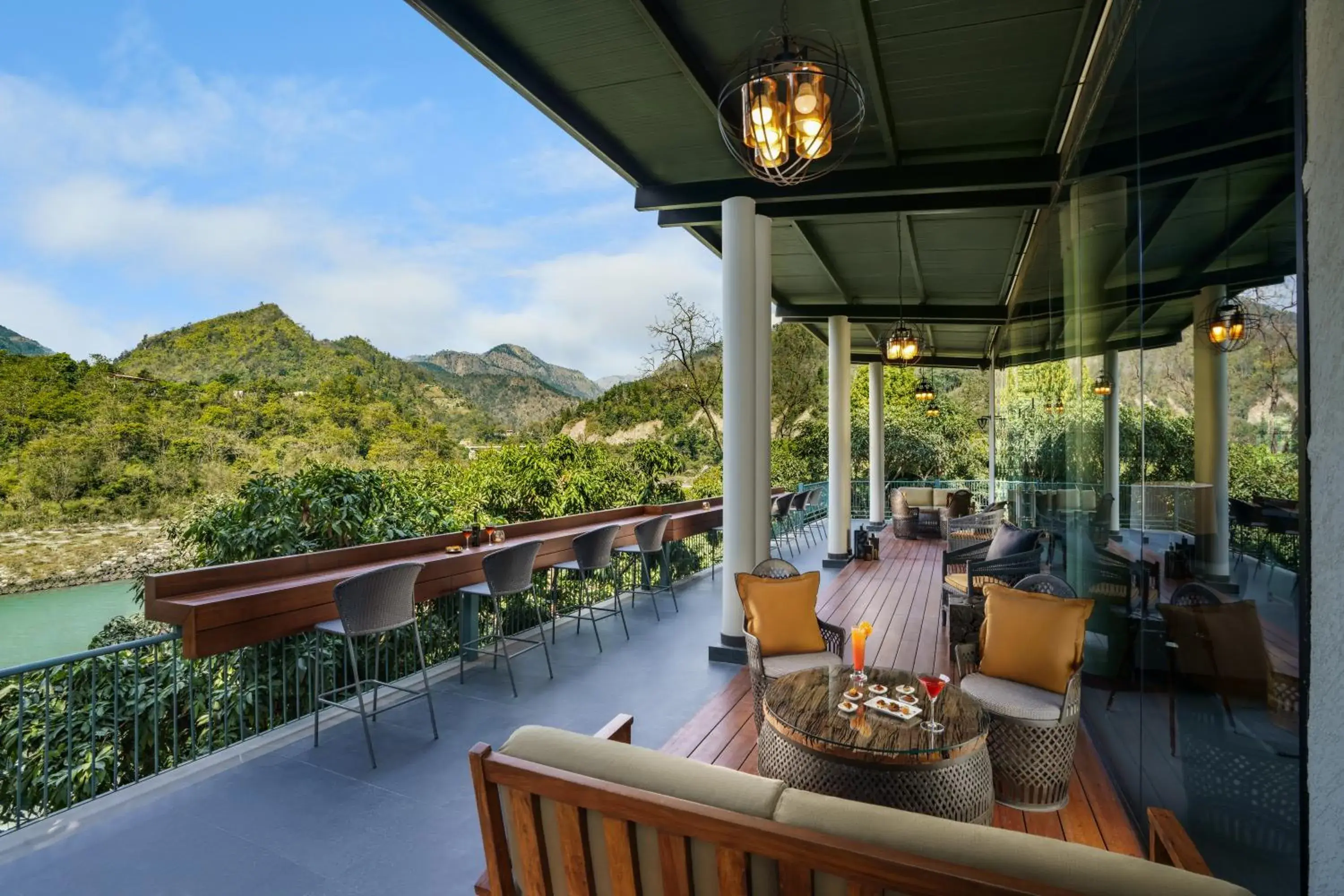 Lounge or bar in Anand Kashi by the Ganges Rishikesh - IHCL Seleqtions Lounge or bar in Anand Kashi by the Ganges Rishikesh - IHCL Seleqtions