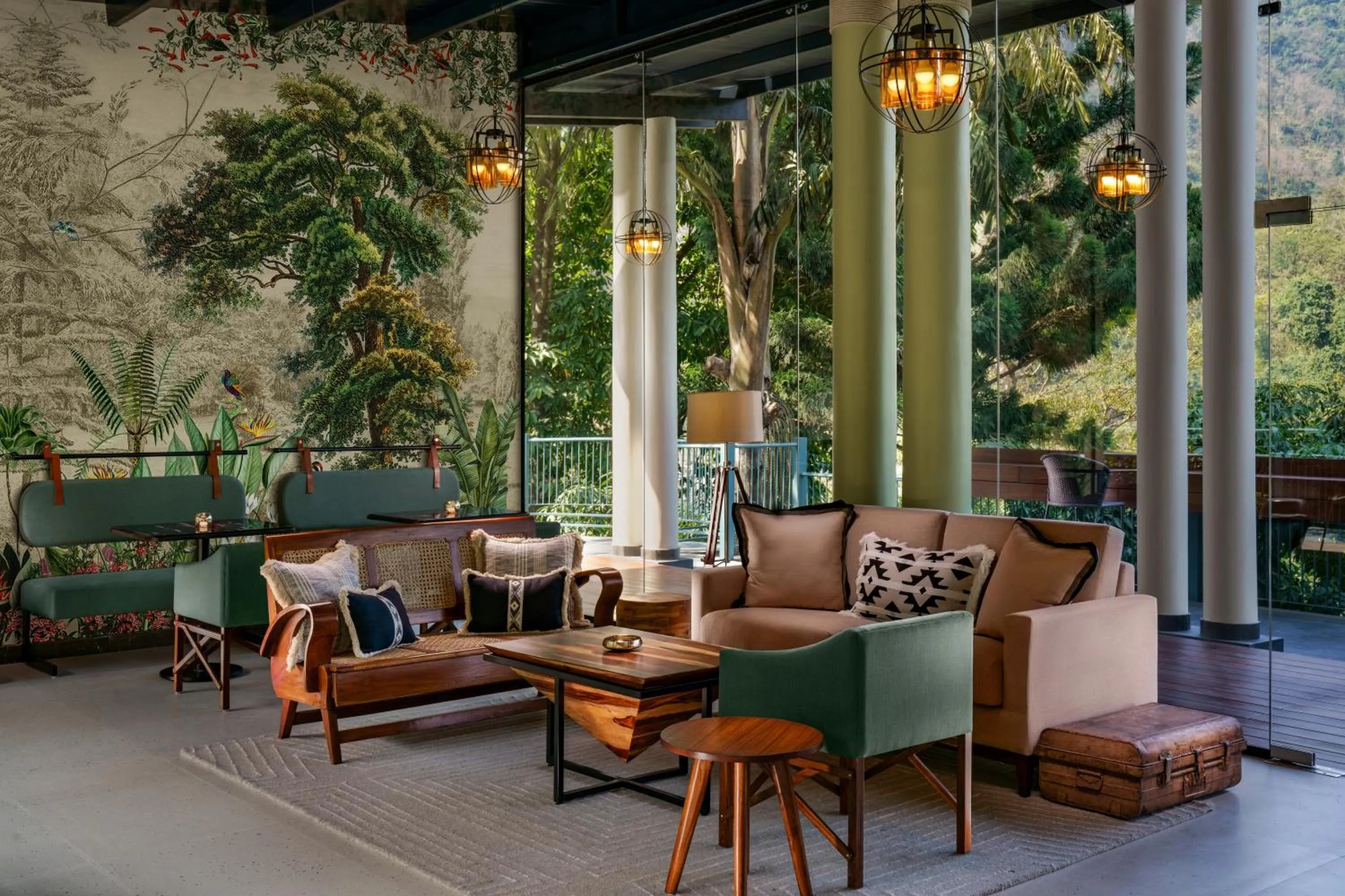 Lounge or bar in Anand Kashi by the Ganges Rishikesh - IHCL Seleqtions