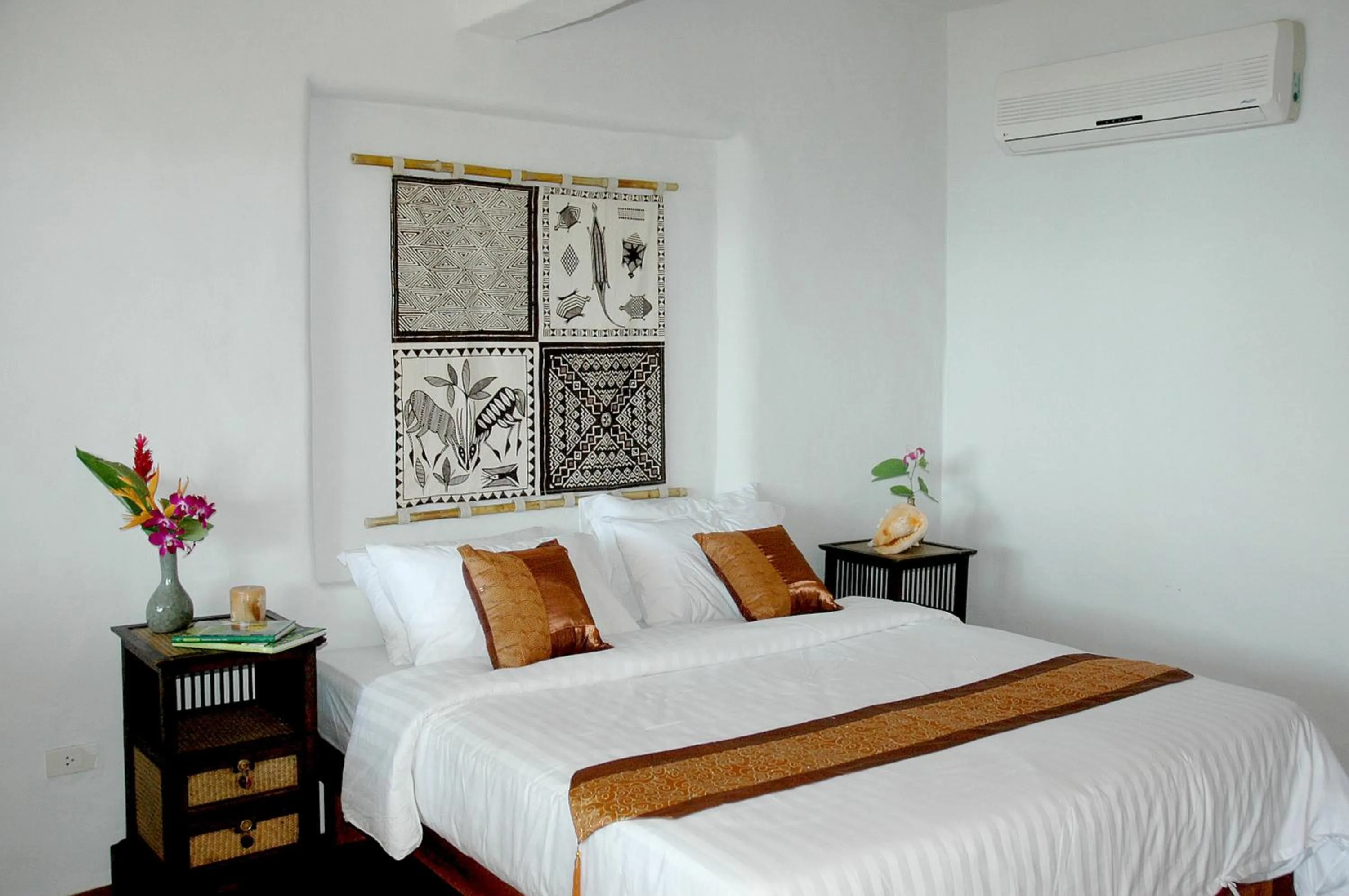 Bed in Koh Mak Cococape Resort