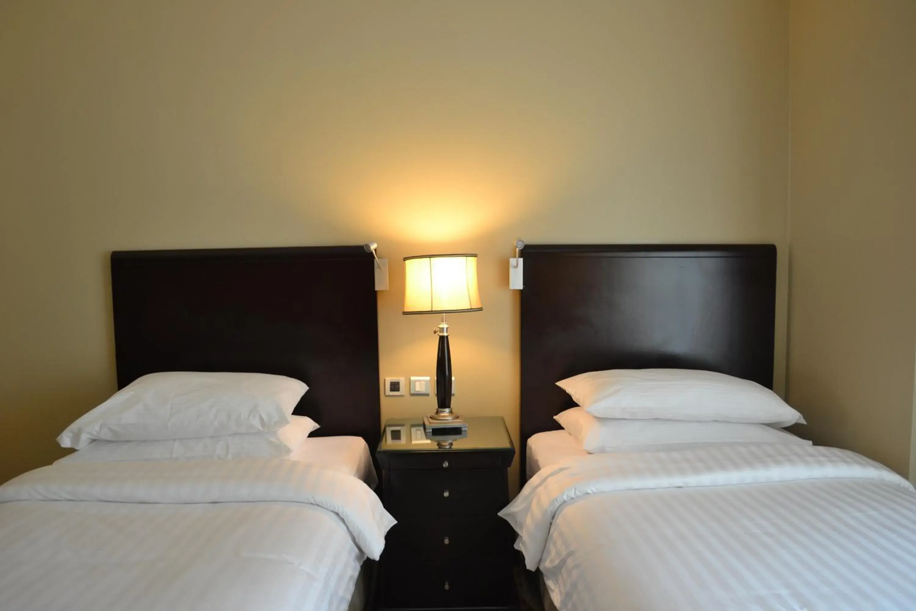 Classic Twin Room Sea View in Sheraton Khalidiya Hotel Classic Twin Room Sea View in Sheraton Khalidiya Hotel