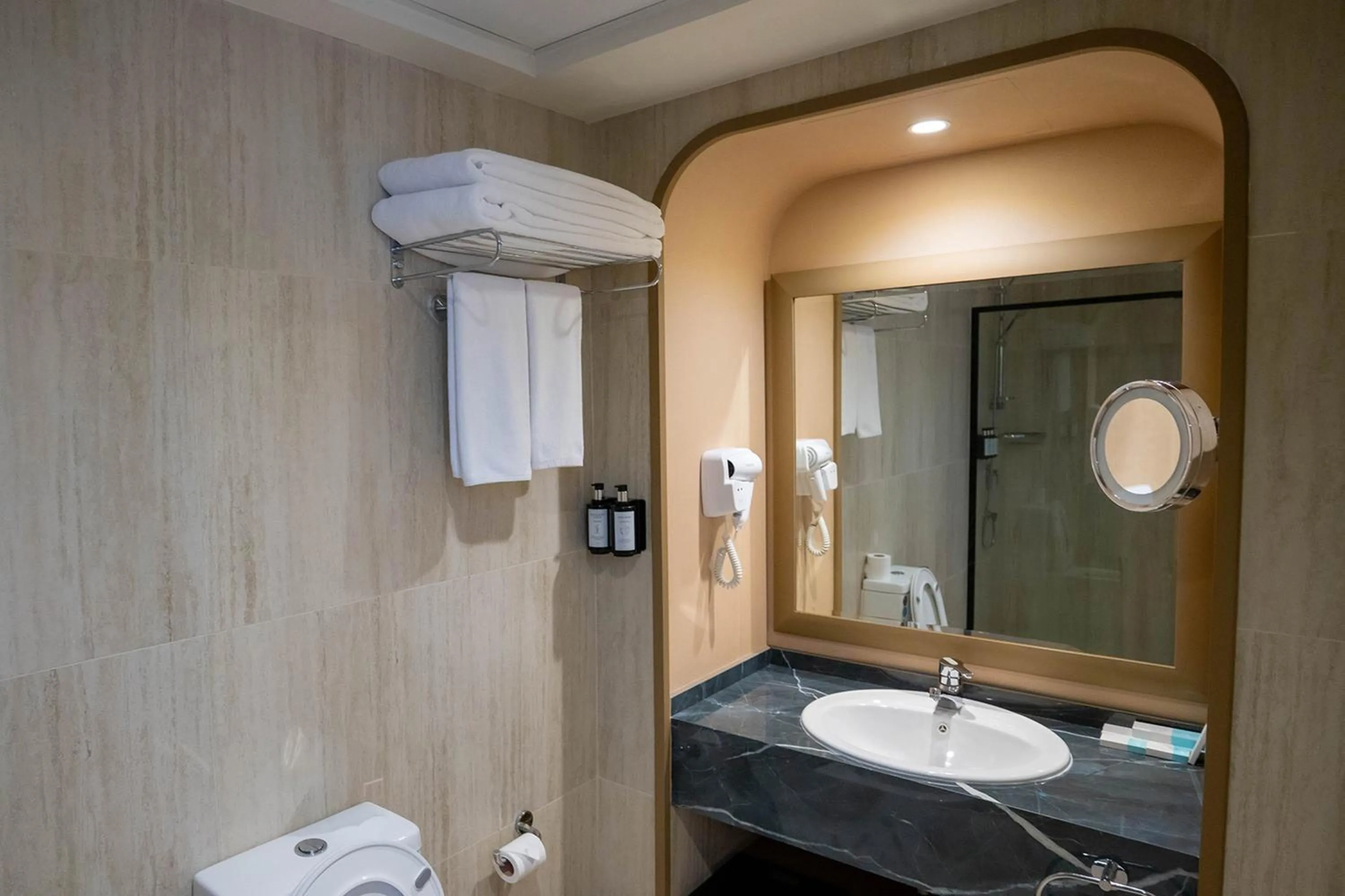 Hot Spring Bath in Sheraton Khalidiya Hotel