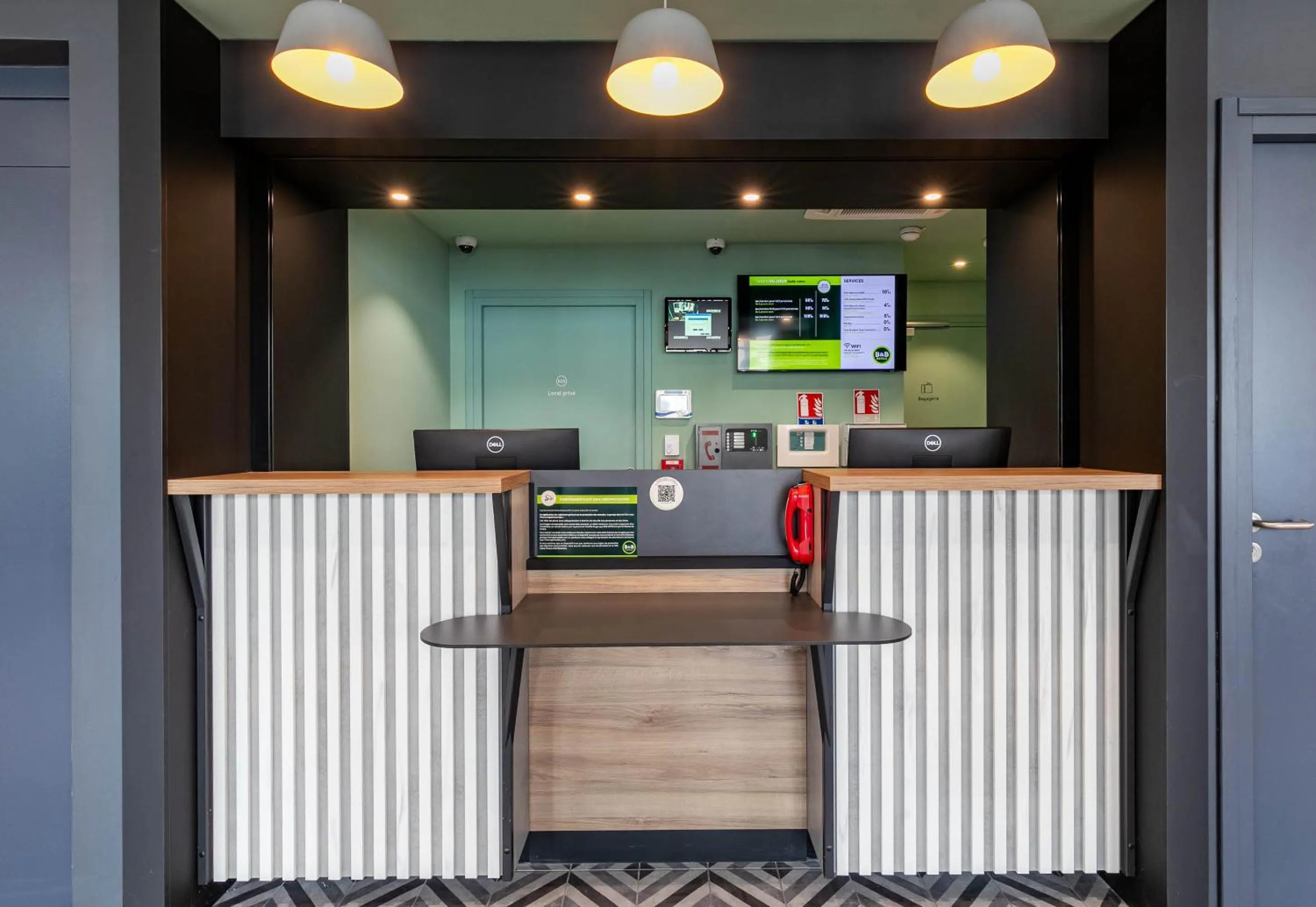 Lobby or reception in B&B HOTEL Mulhouse Bâle Aéroport