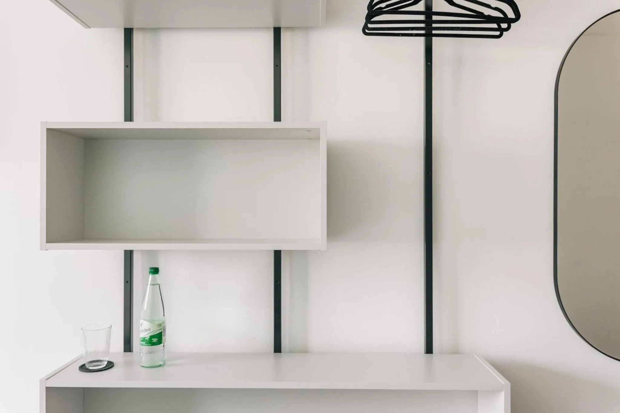 wardrobe in Homaris Apartments Frankfurt