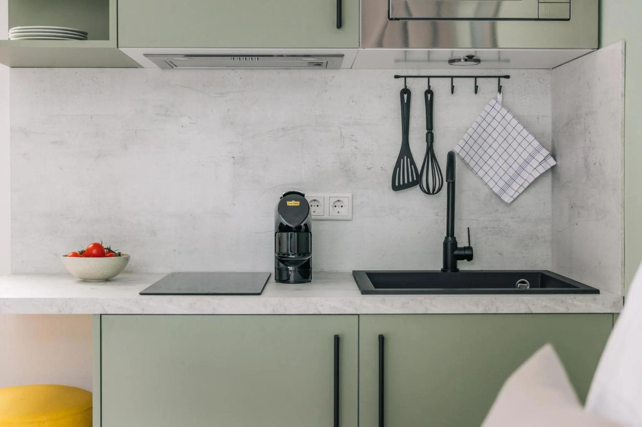 Kitchen or kitchenette in Homaris Apartments Frankfurt