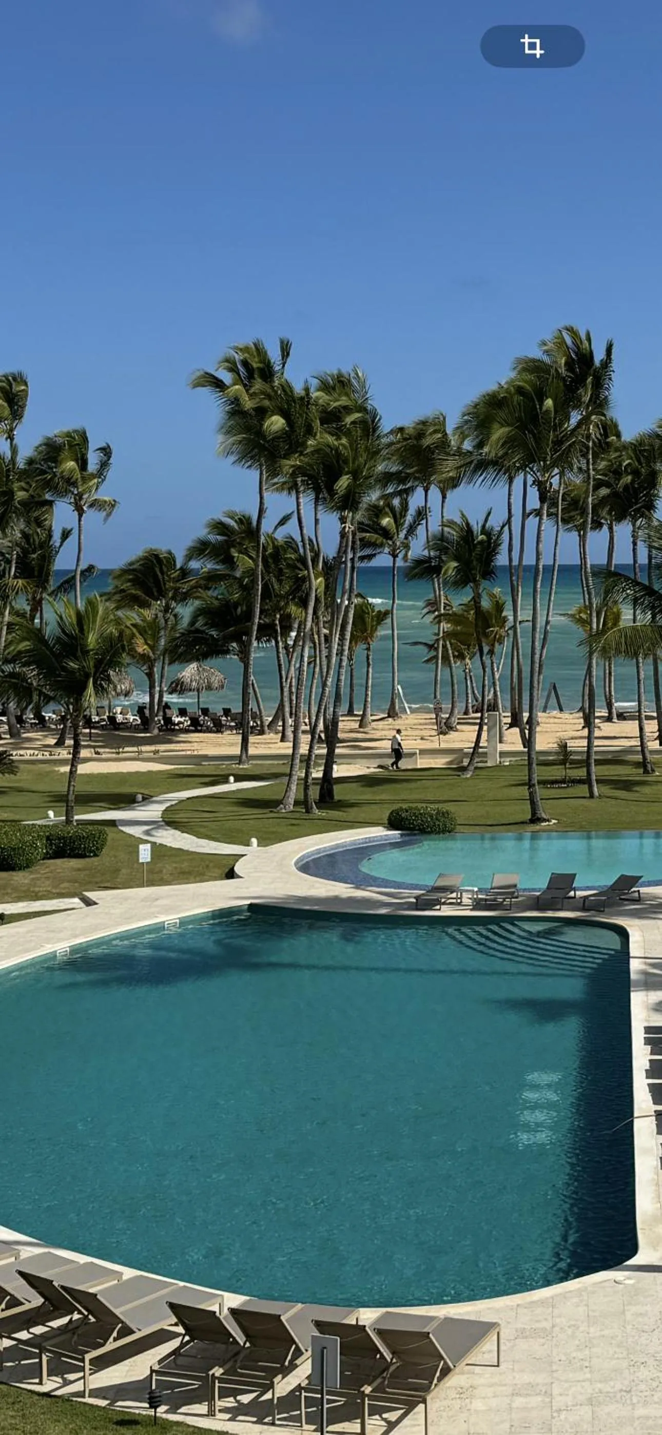 Three-Bedroom Apartment in Playa Palmera Ocean View