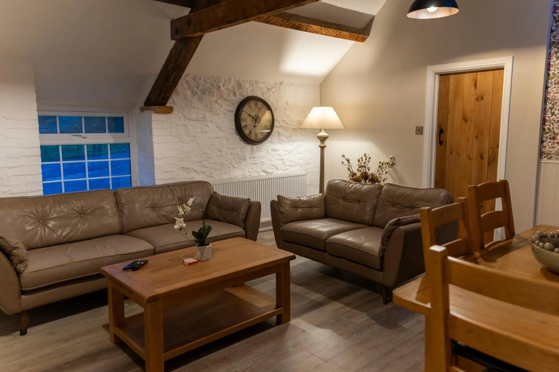 Living room in Pen Isa’r Llan