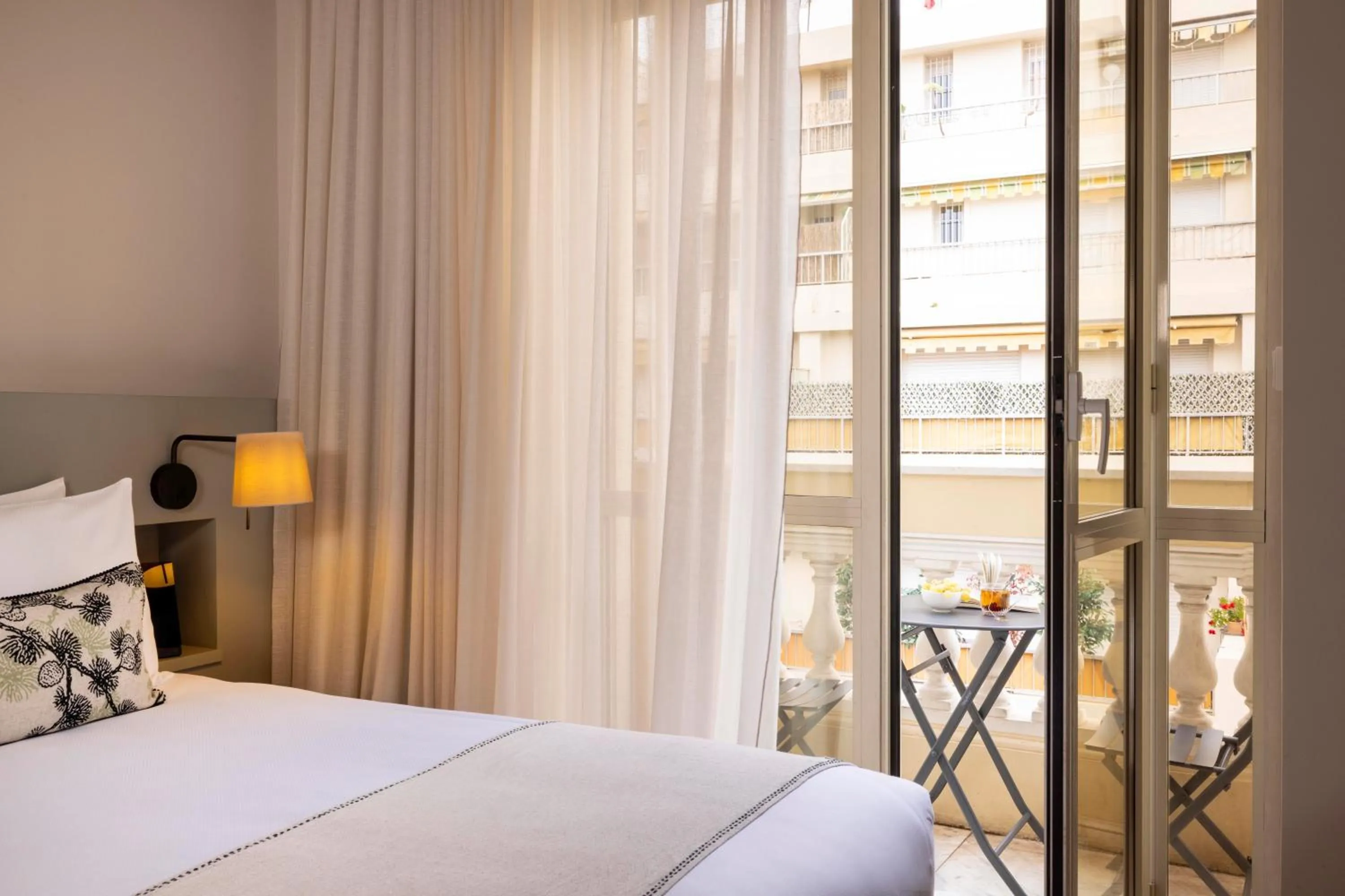 Bedroom, Bed in Crisol Mozart