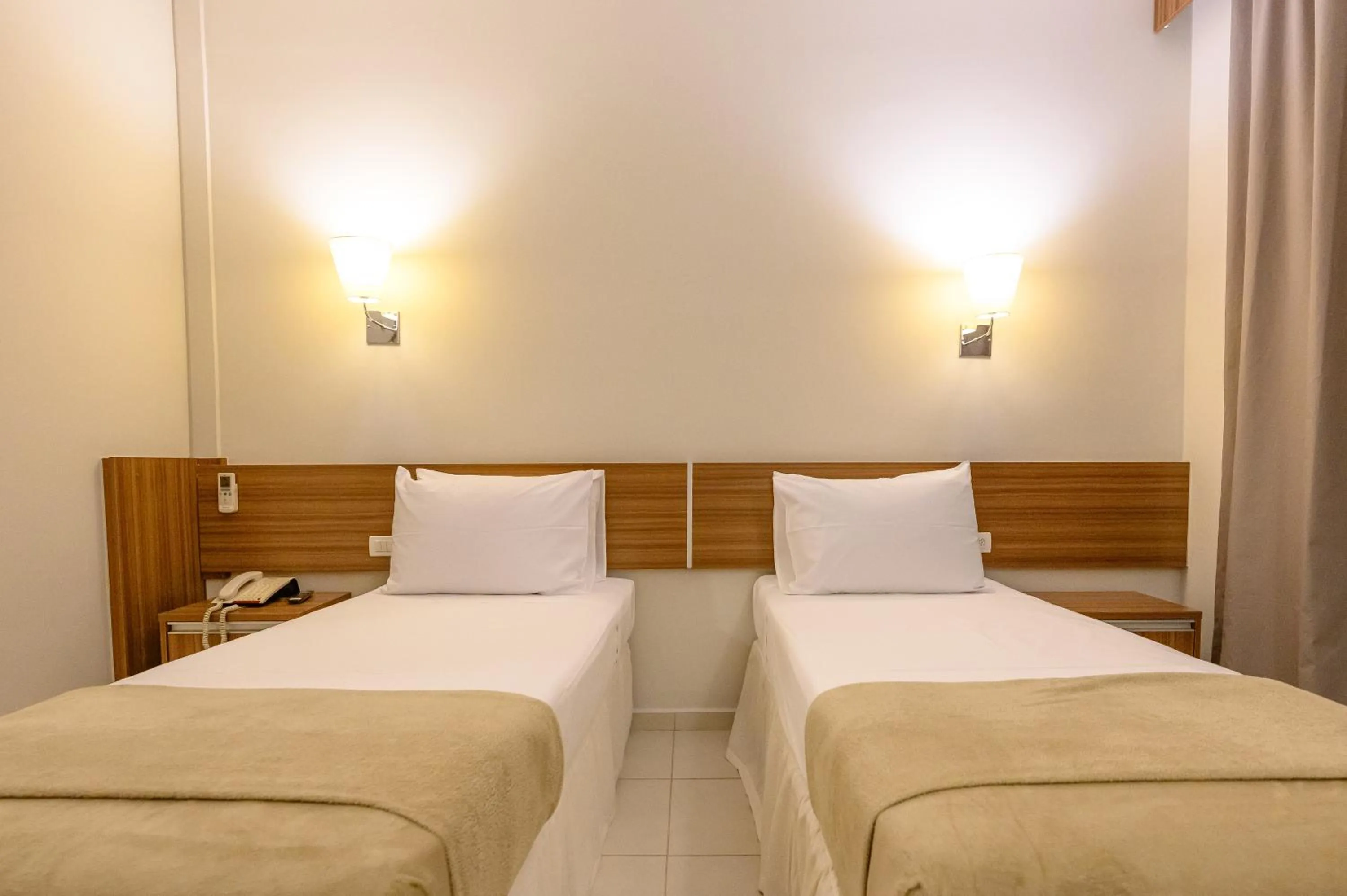 Bed in UniHotel Salto