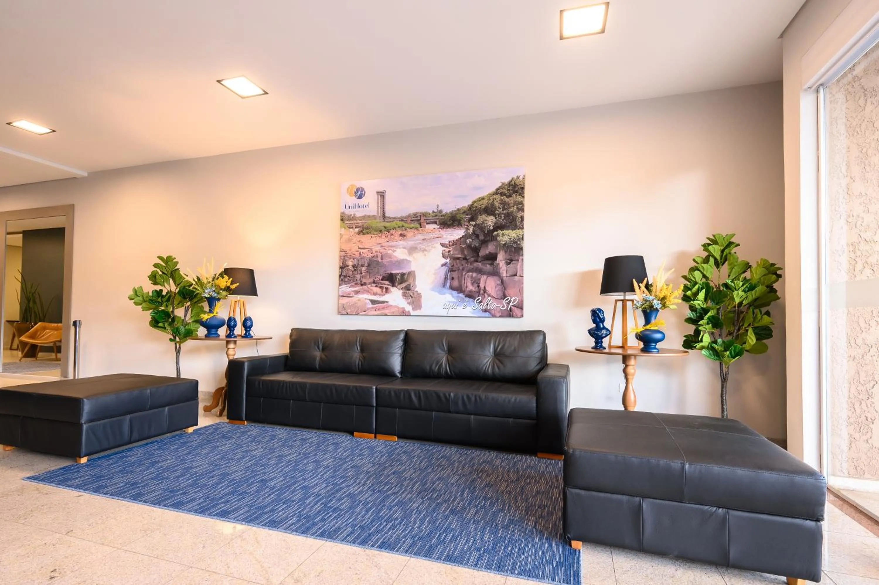 UniHotel Salto