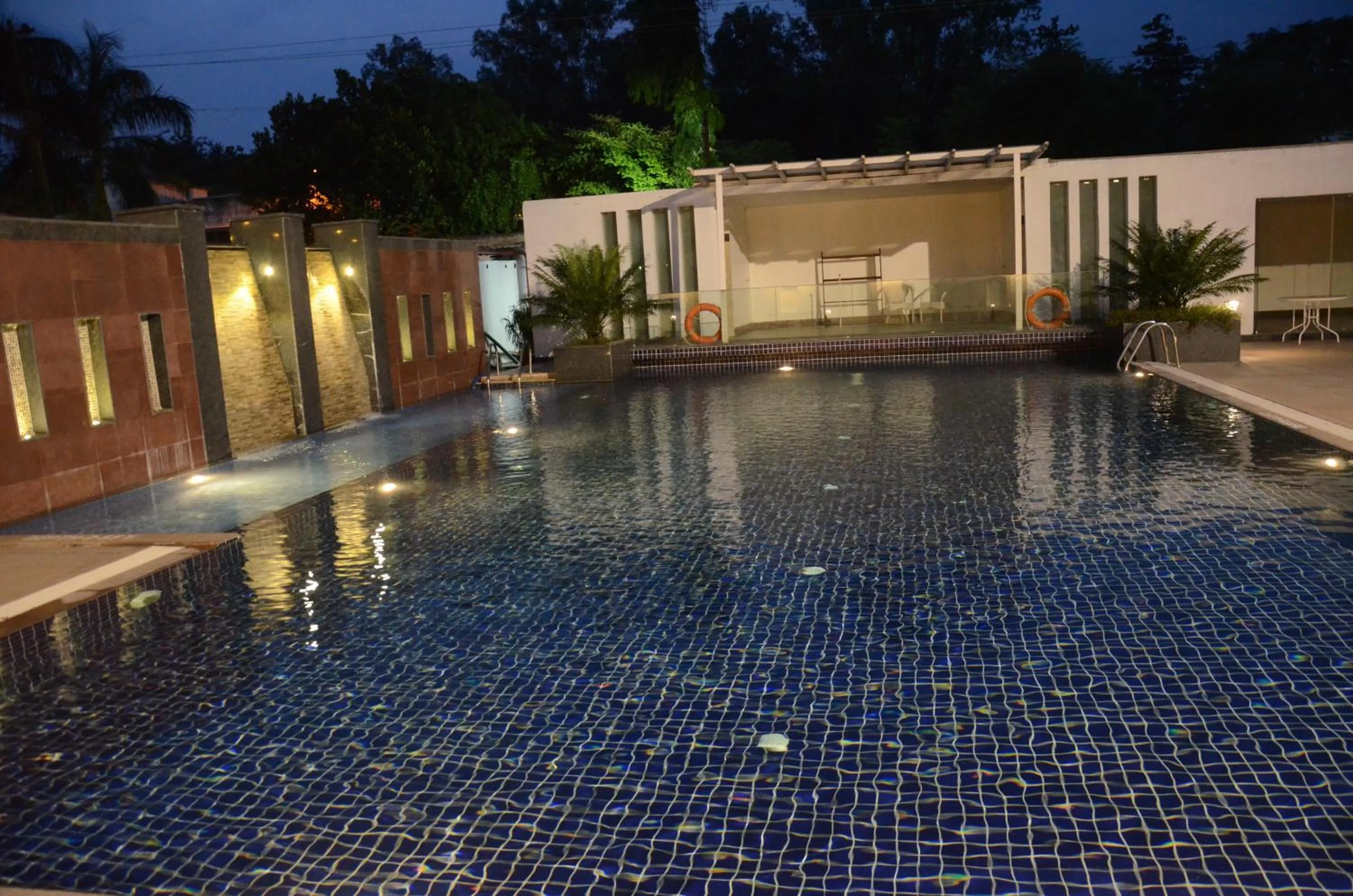 Property building in Chanakya Bnr Hotel