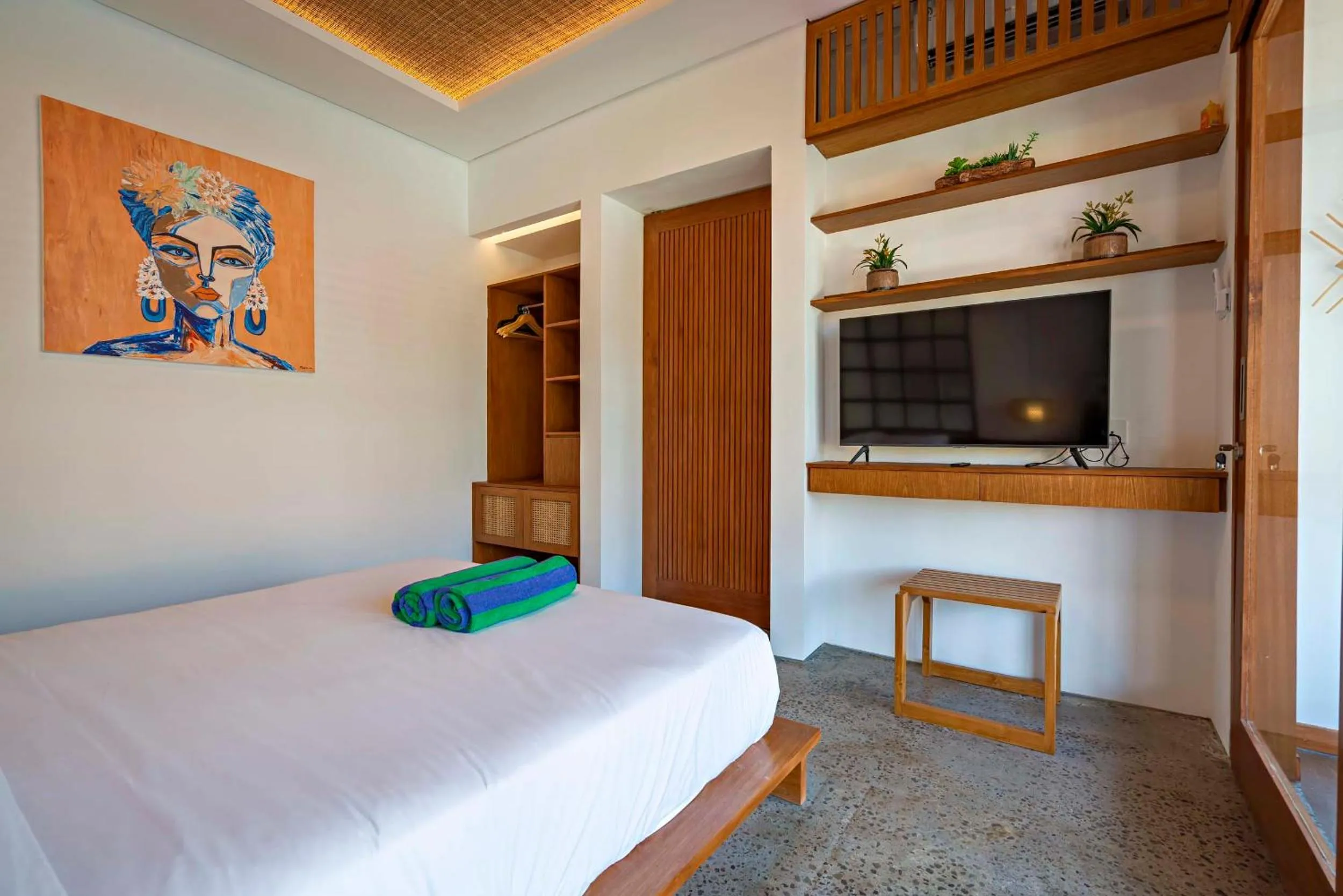 Bedroom, Bed in Villa Kemiri - Canggu near Batu Bolong Beach