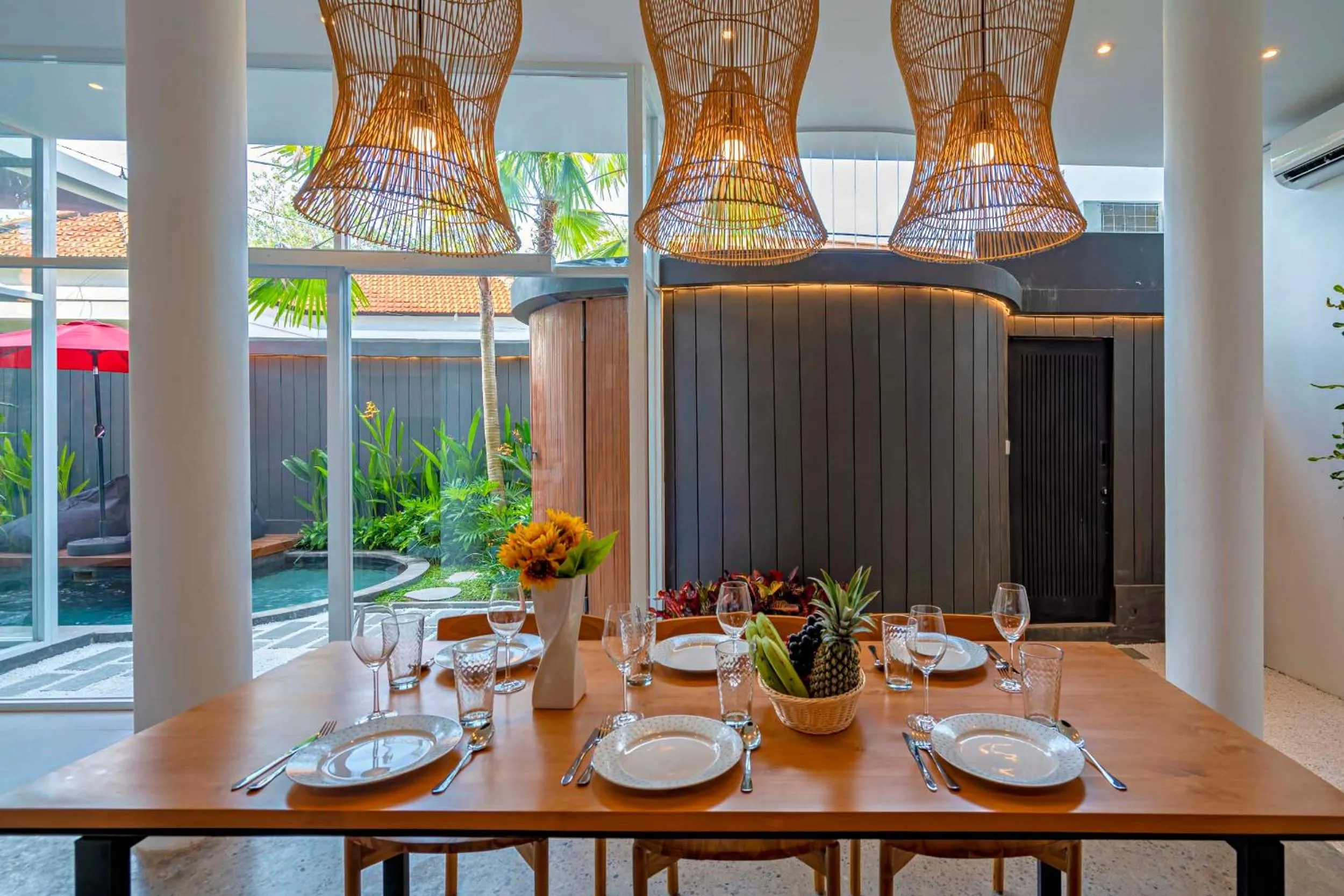 Food and drinks in Villa Kemiri - Canggu near Batu Bolong Beach