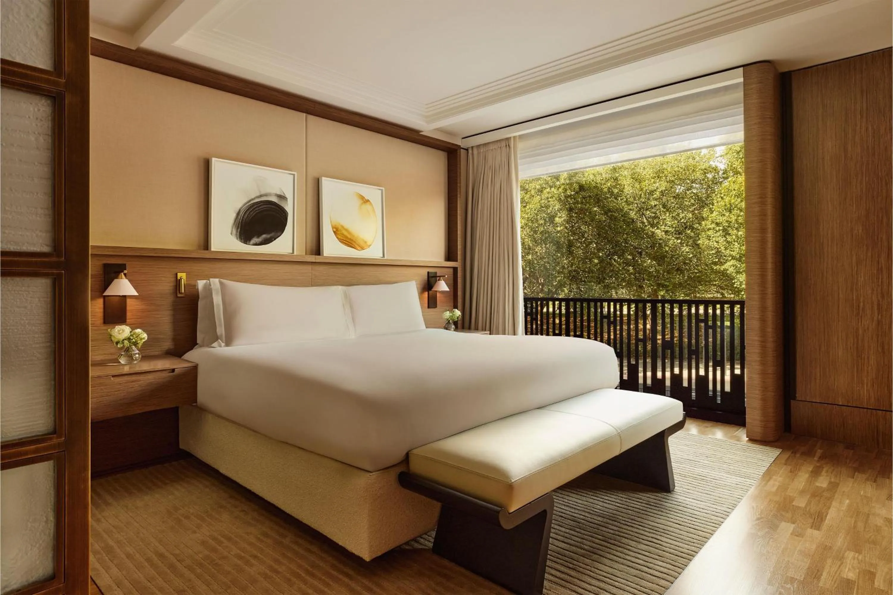 View (from property/room), Bed in The Emory, Maybourne