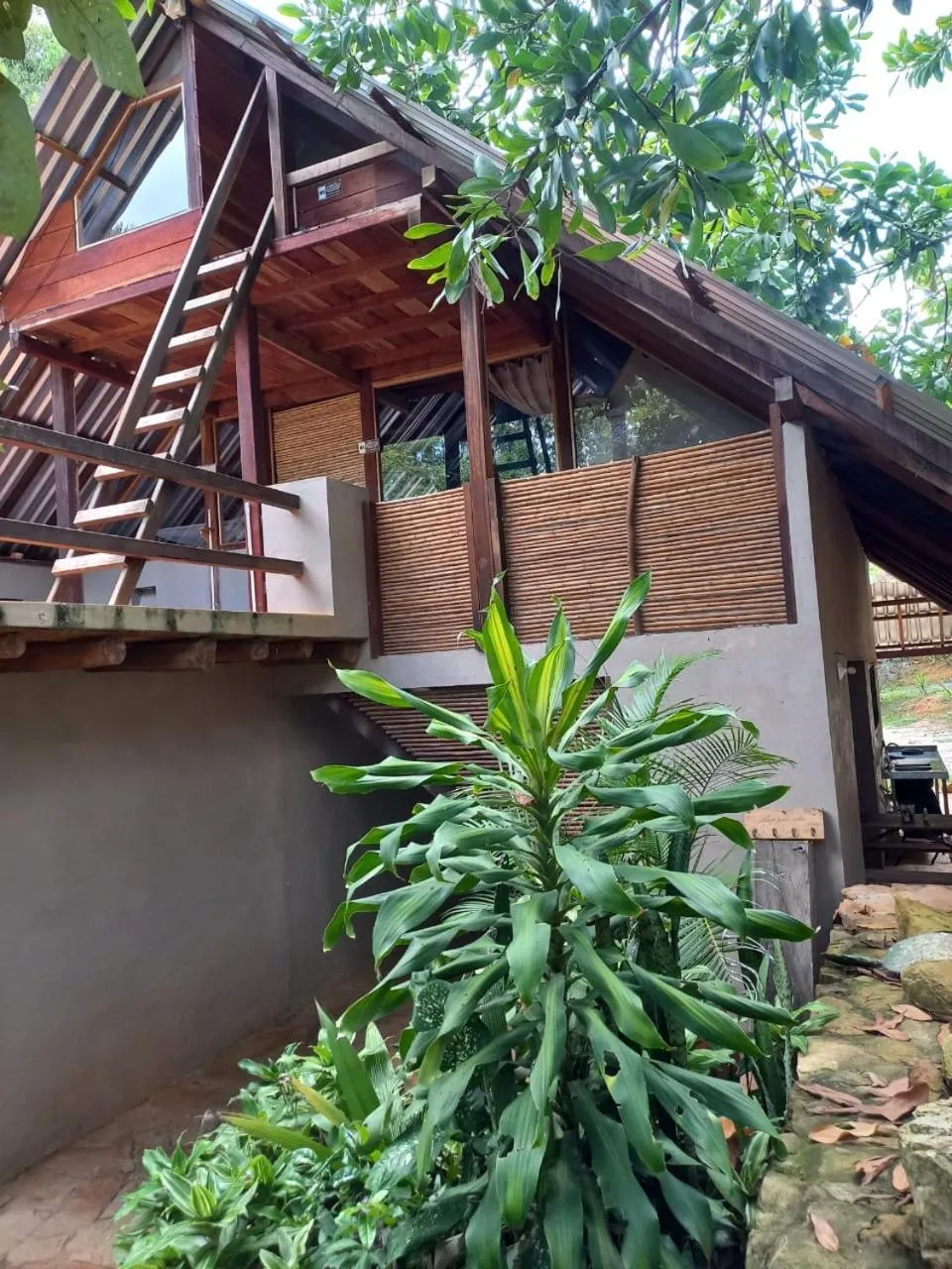 Property building in REFUGIO LA ROCA