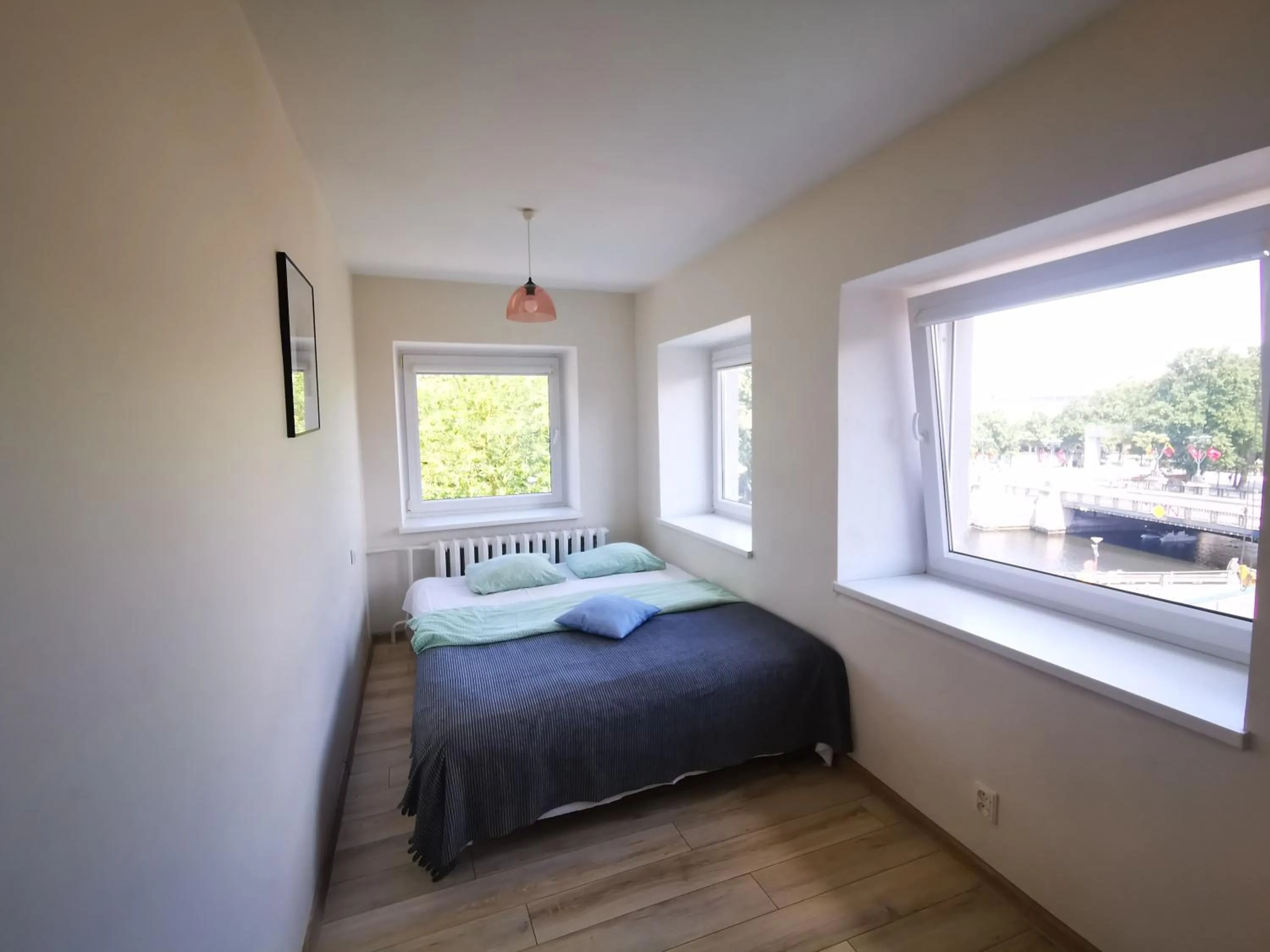 Photo of the whole room in River Apartment