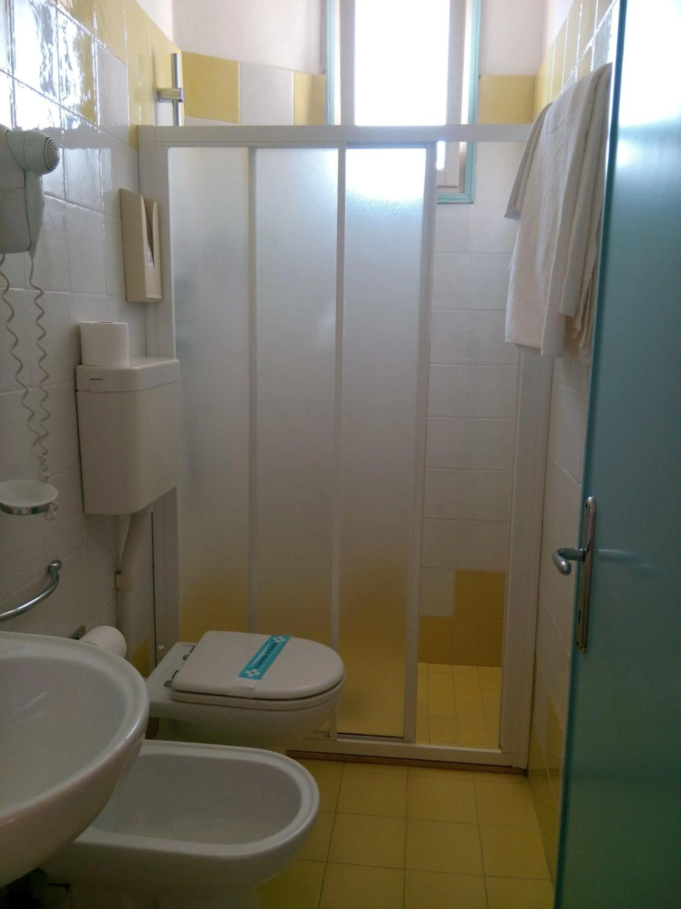 Bathroom in Hotel Telenia