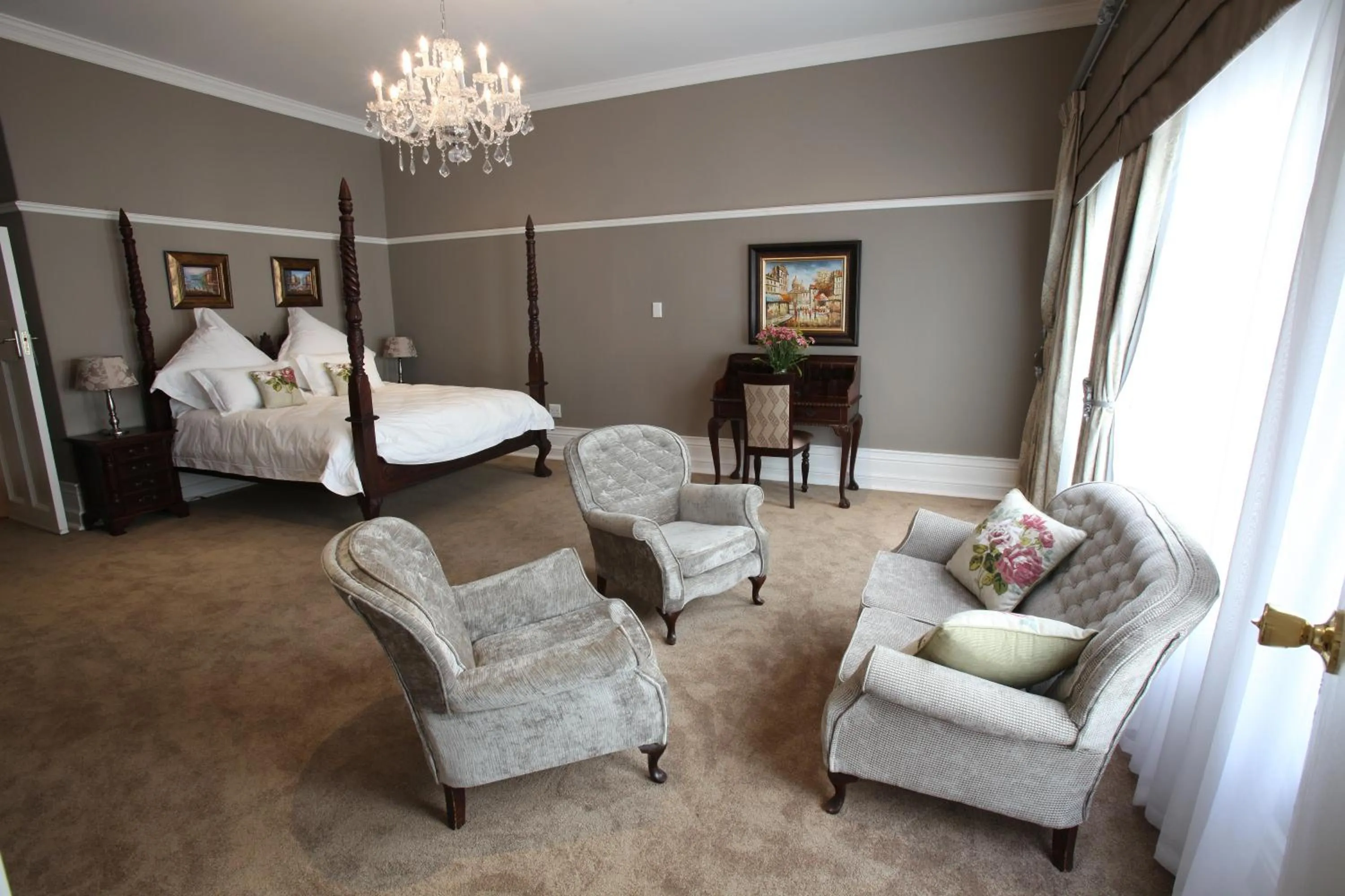Seating area, Bed in Park Place Boutique Guesthouse