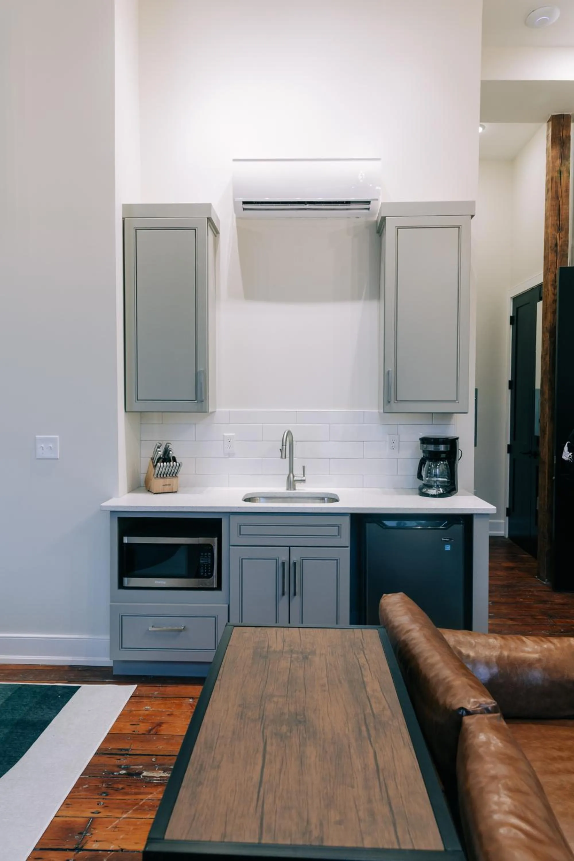 Kitchen or kitchenette in The St. Clair
