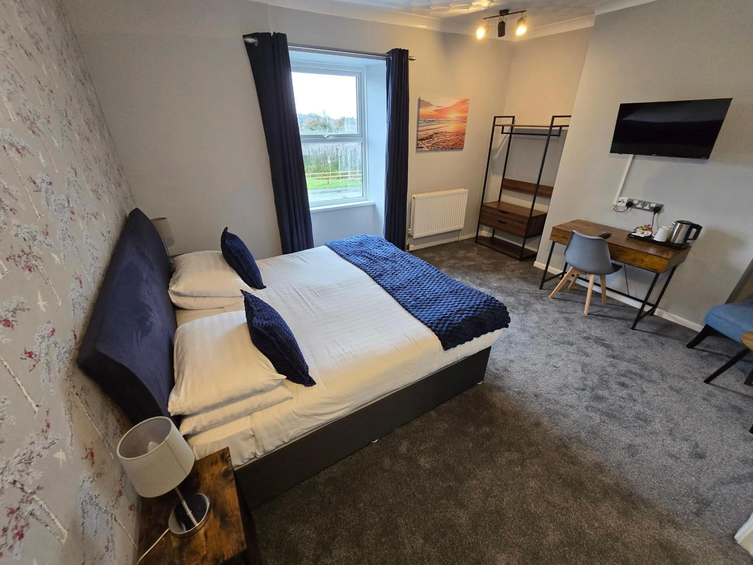 Bed in Ashburnham Hotel