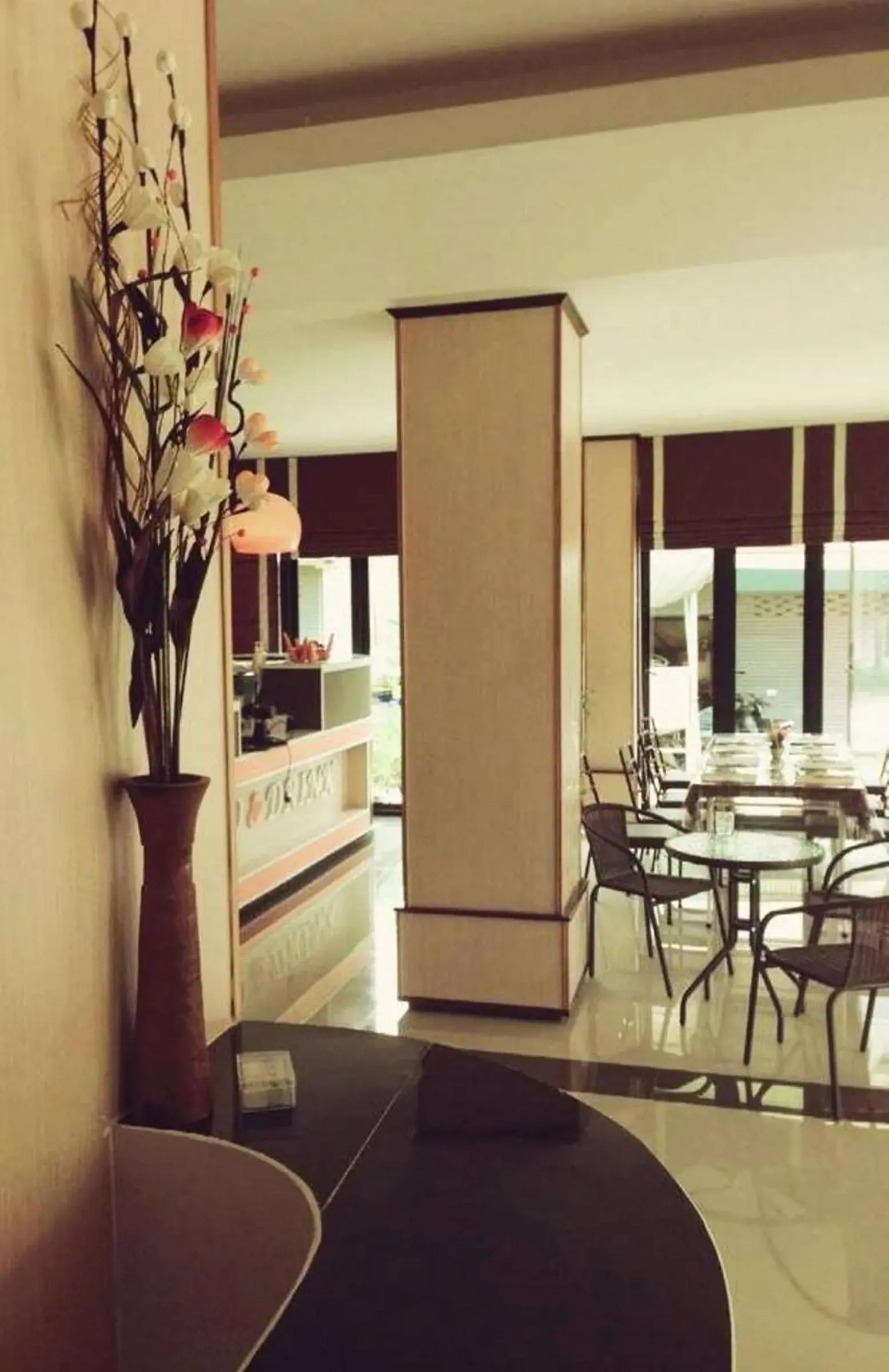 Restaurant/places to eat in Saranya River House สรัญญาริเวอร์เฮาส์ Restaurant/places to eat in Saranya River House สรัญญาริเวอร์เฮาส์