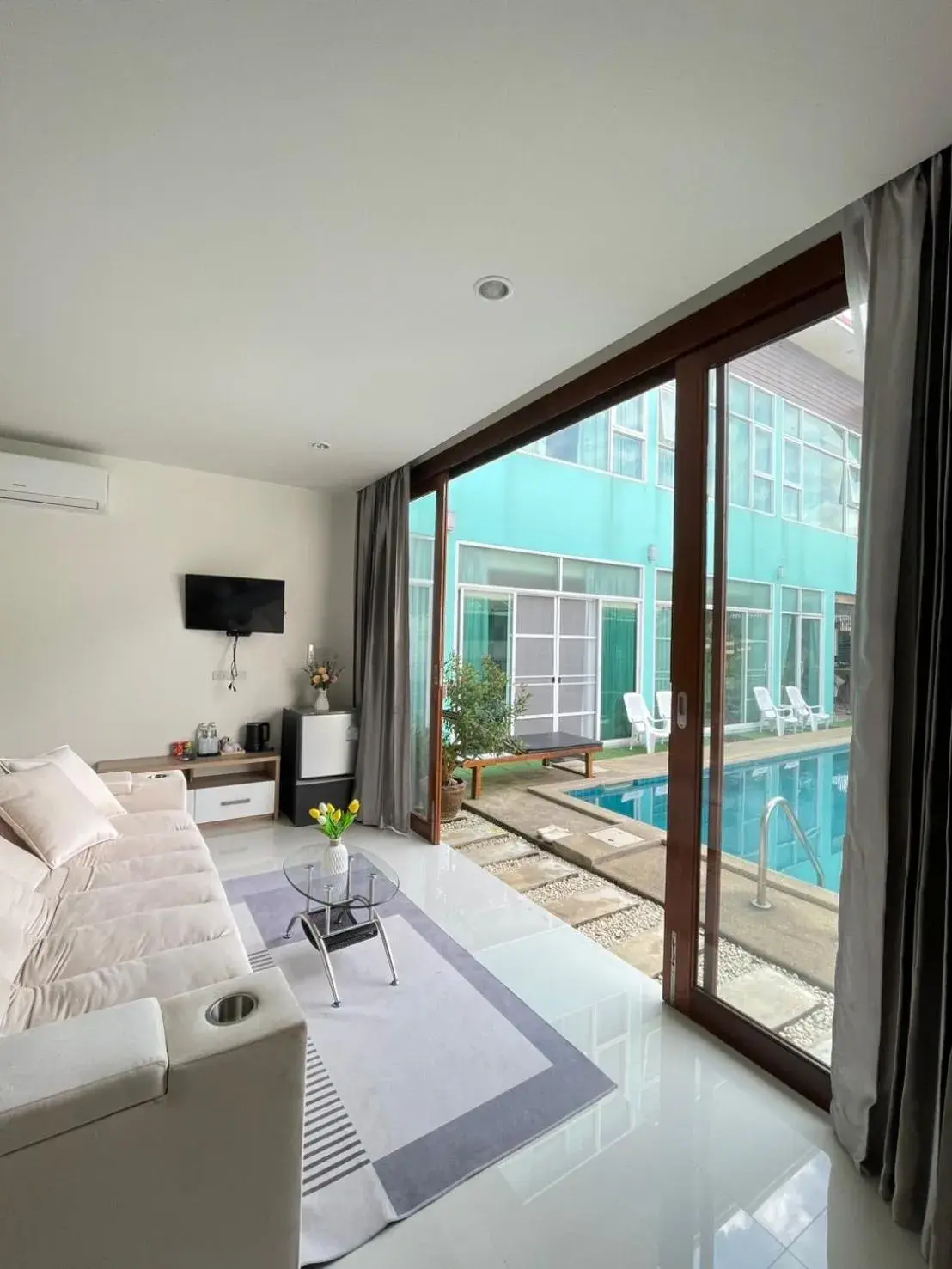 Bed in Saranya River House สรัญญาริเวอร์เฮาส์ Bed in Saranya River House สรัญญาริเวอร์เฮาส์
