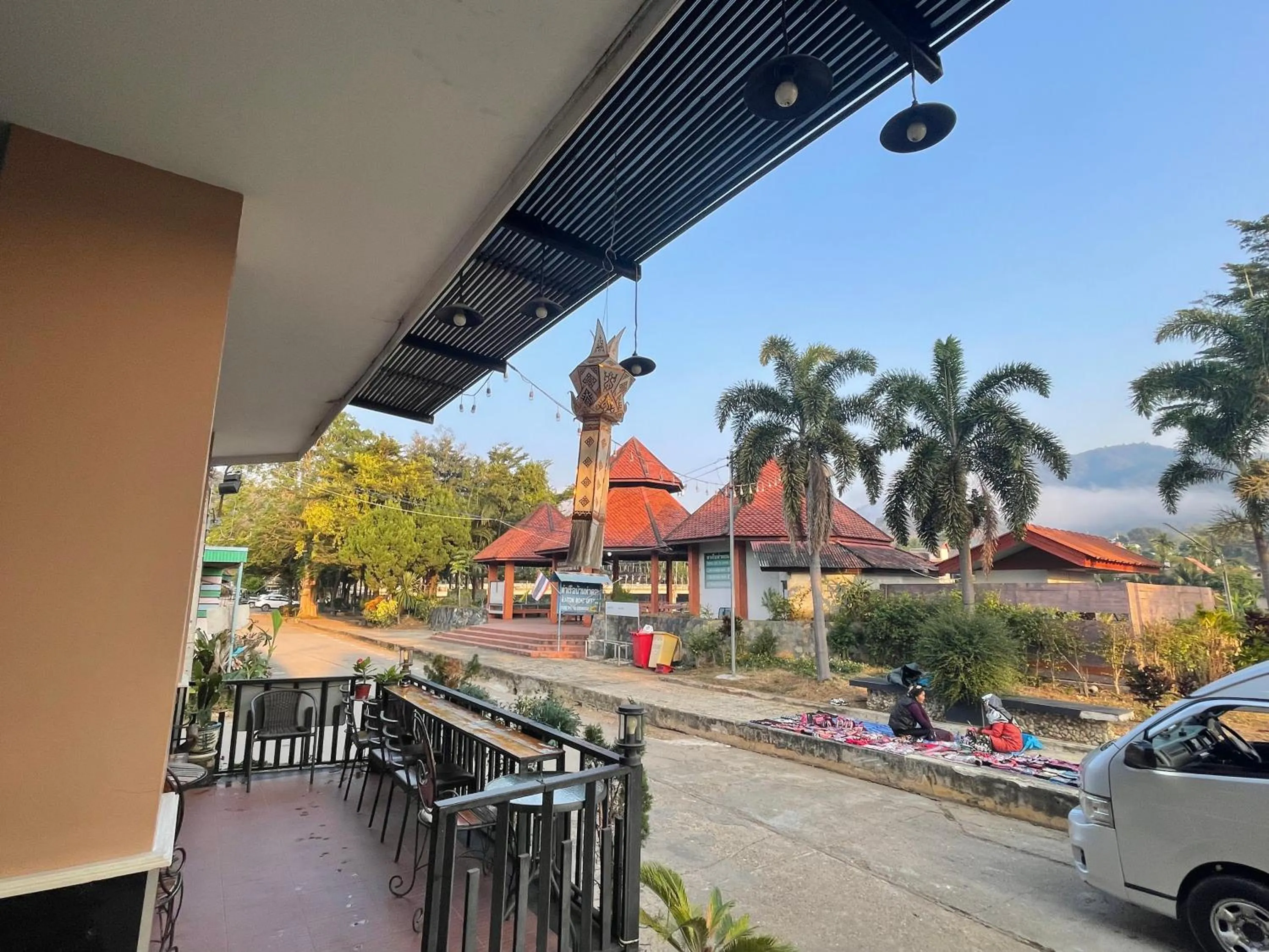 Garden in Saranya River House สรัญญาริเวอร์เฮาส์