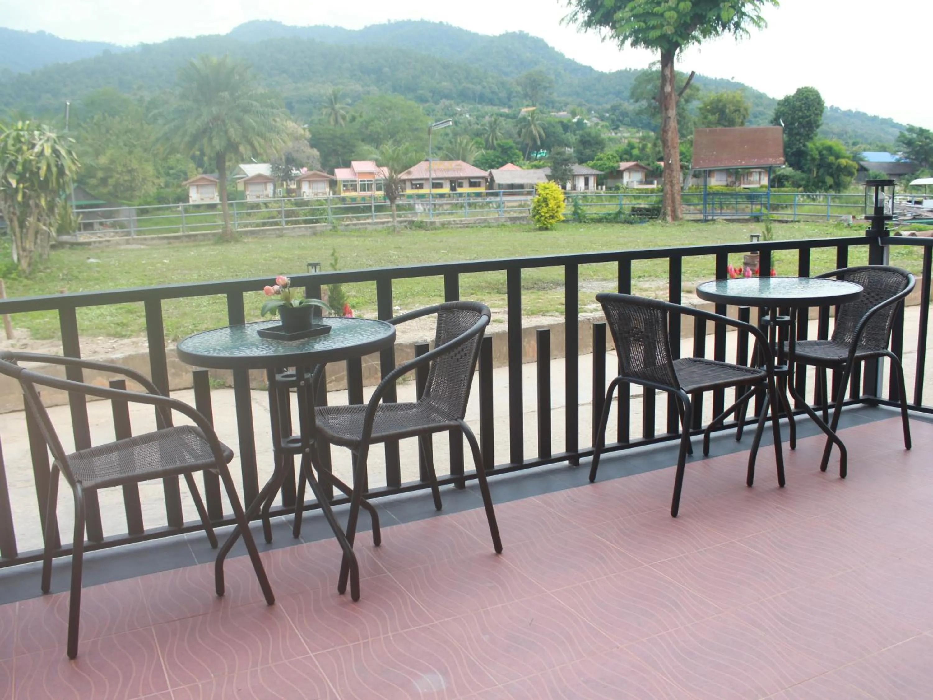 Restaurant/places to eat in Saranya River House สรัญญาริเวอร์เฮาส์