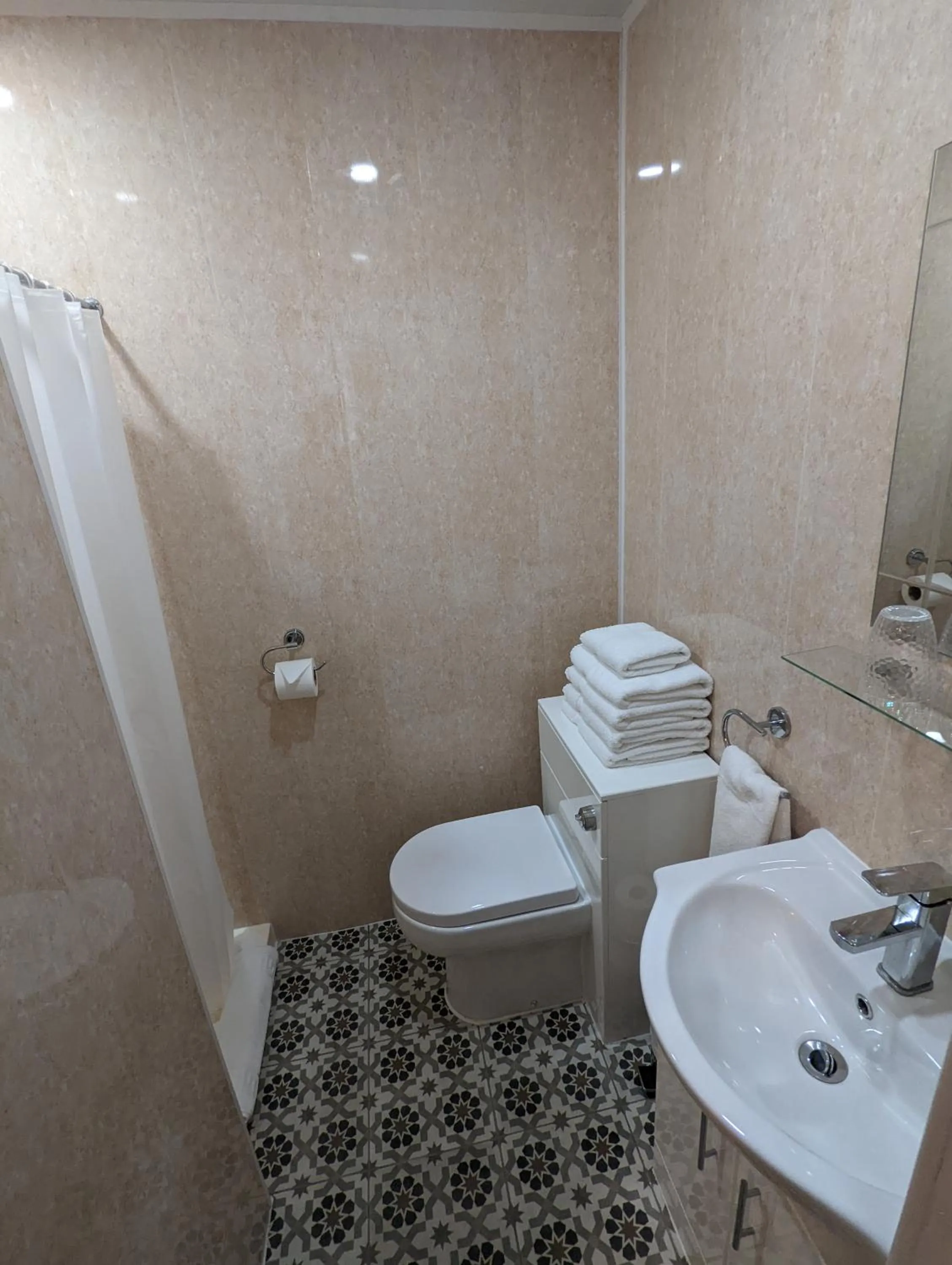 Shower in The Stafford