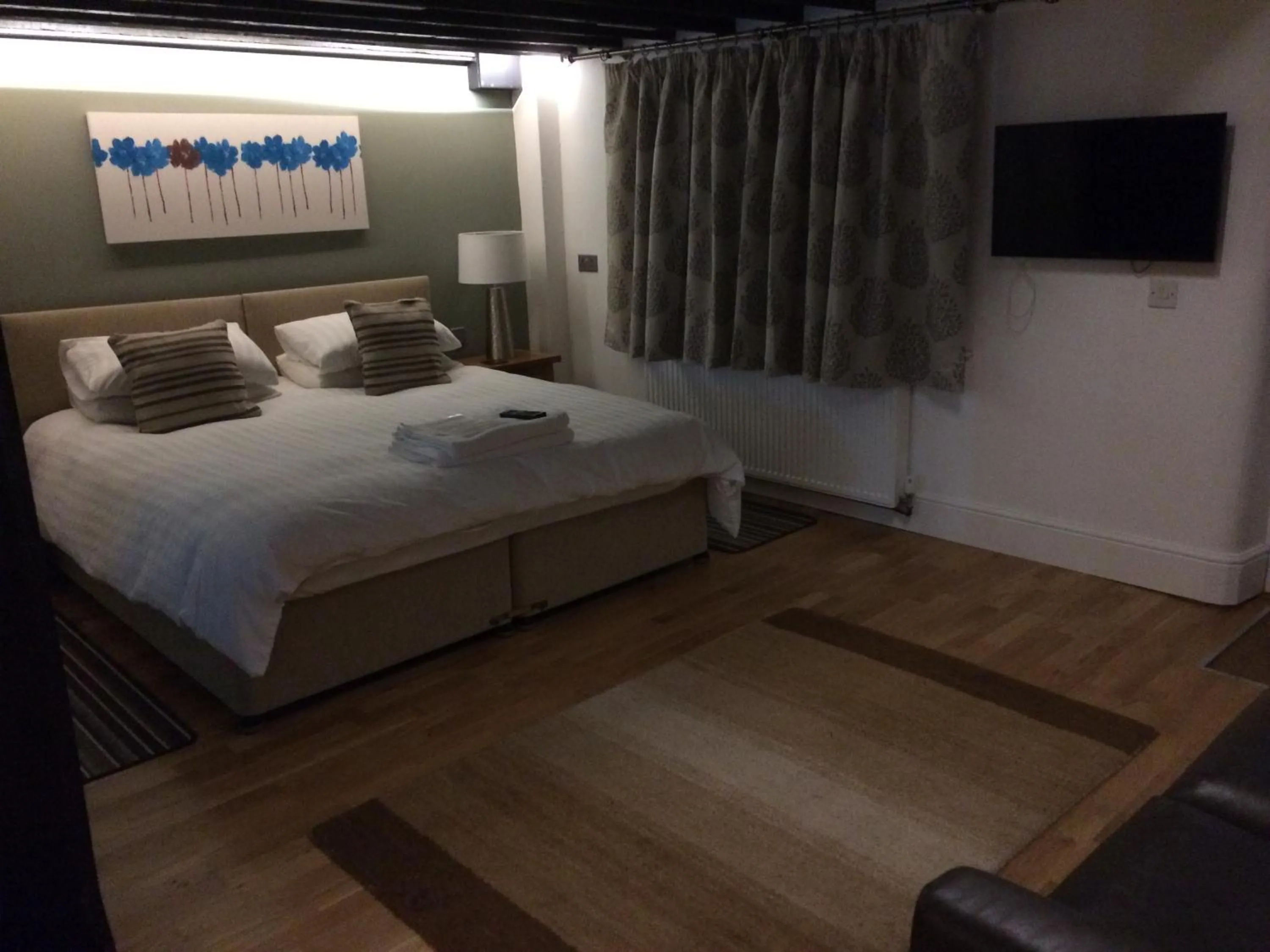 Bedroom, Bed in Burcott Mill Guesthouse