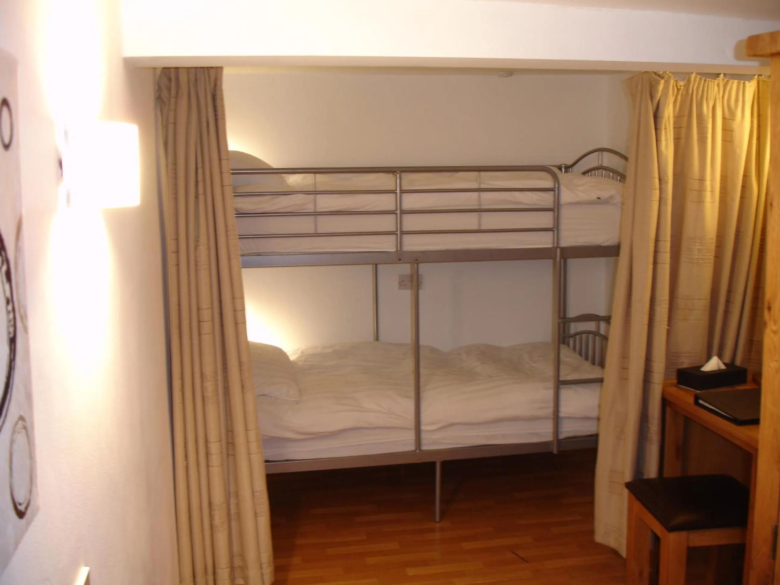 bunk bed, Bed in Burcott Mill Guesthouse