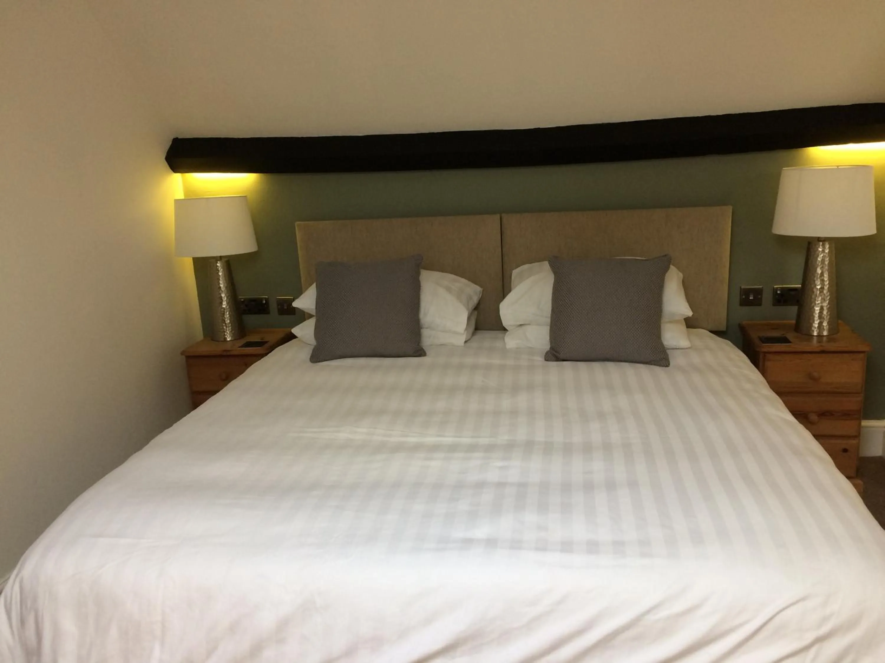 Bed in Burcott Mill Guesthouse