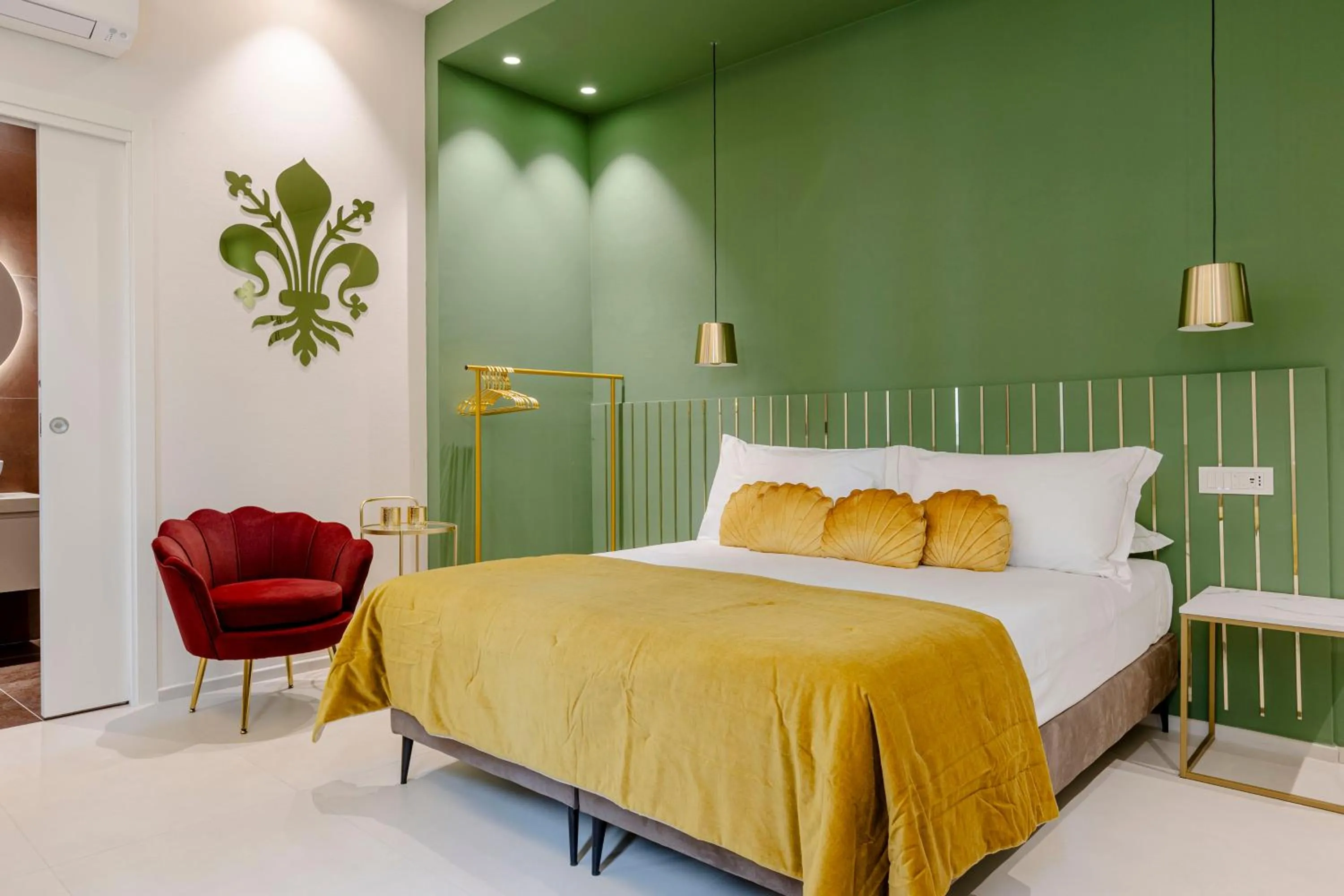 Bed in FLORENCE SEASONS B&B