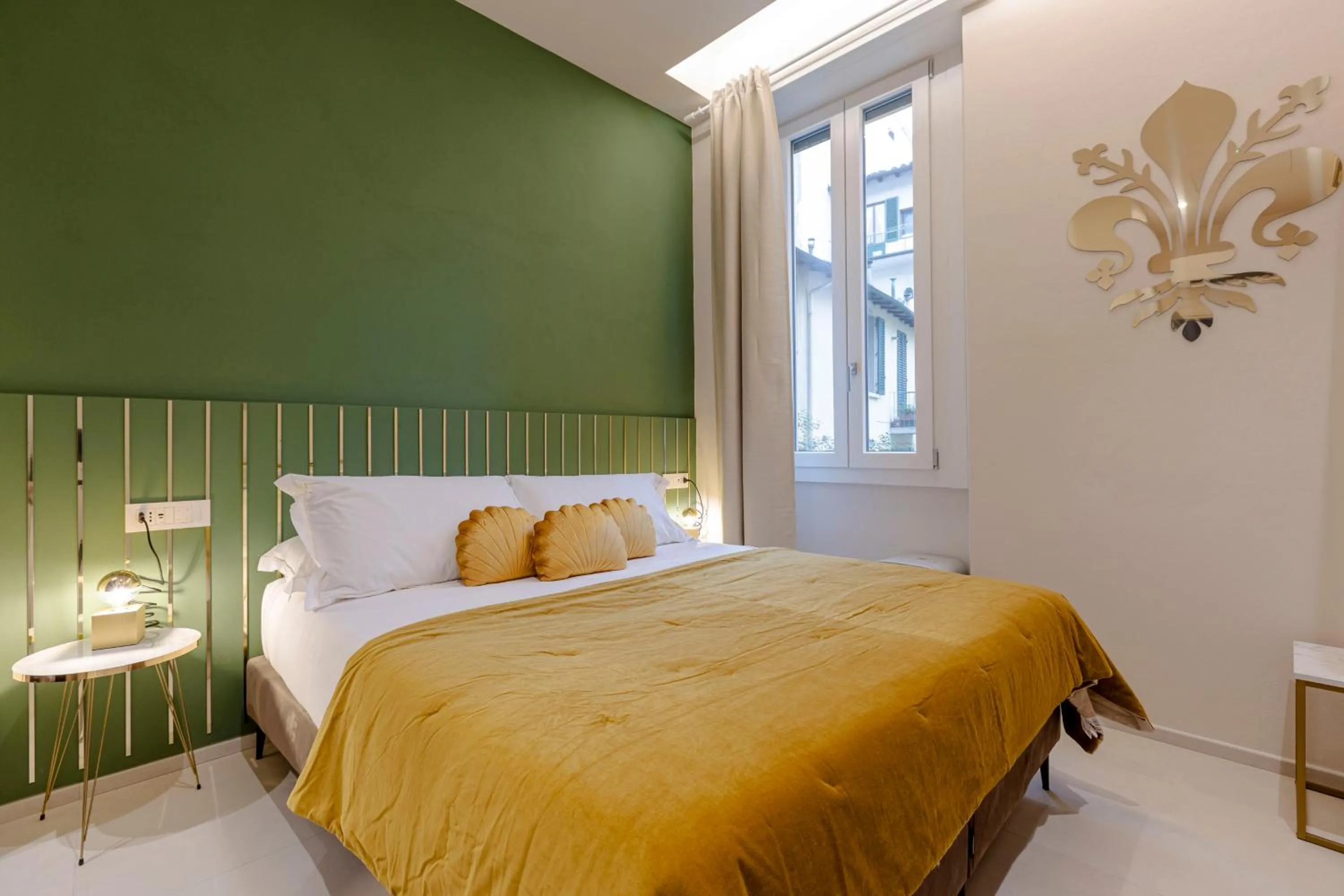 Bed in FLORENCE SEASONS B&B