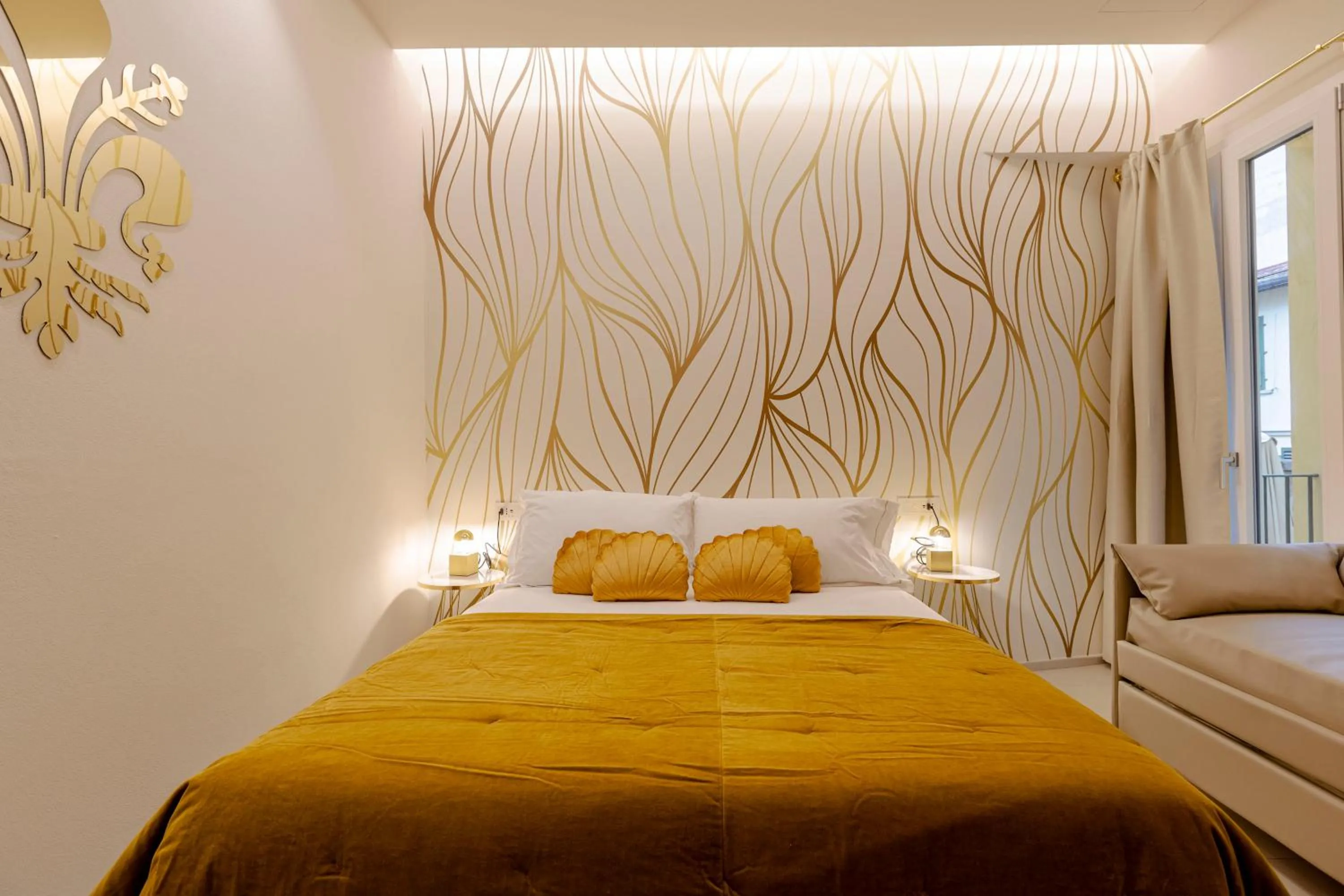 Bed in FLORENCE SEASONS B&B