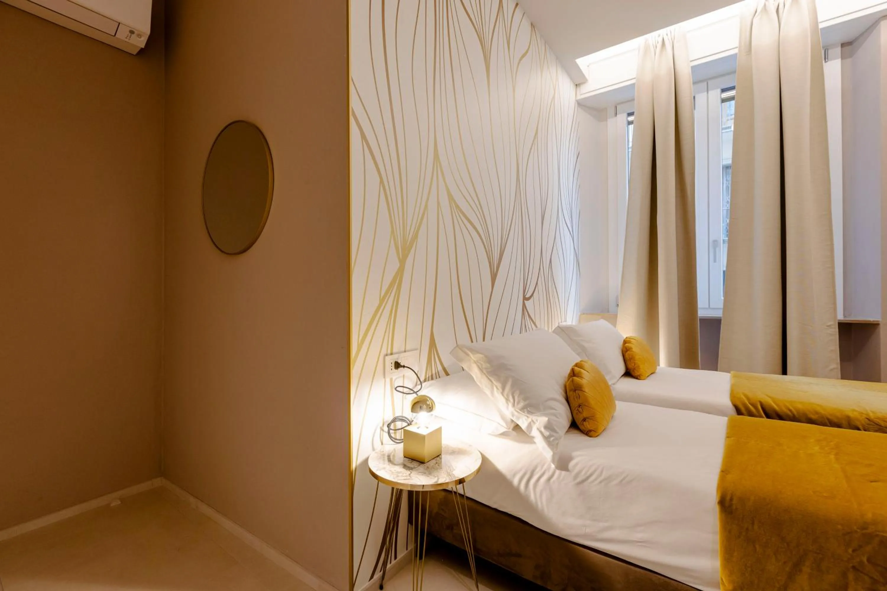 Bed in FLORENCE SEASONS B&B