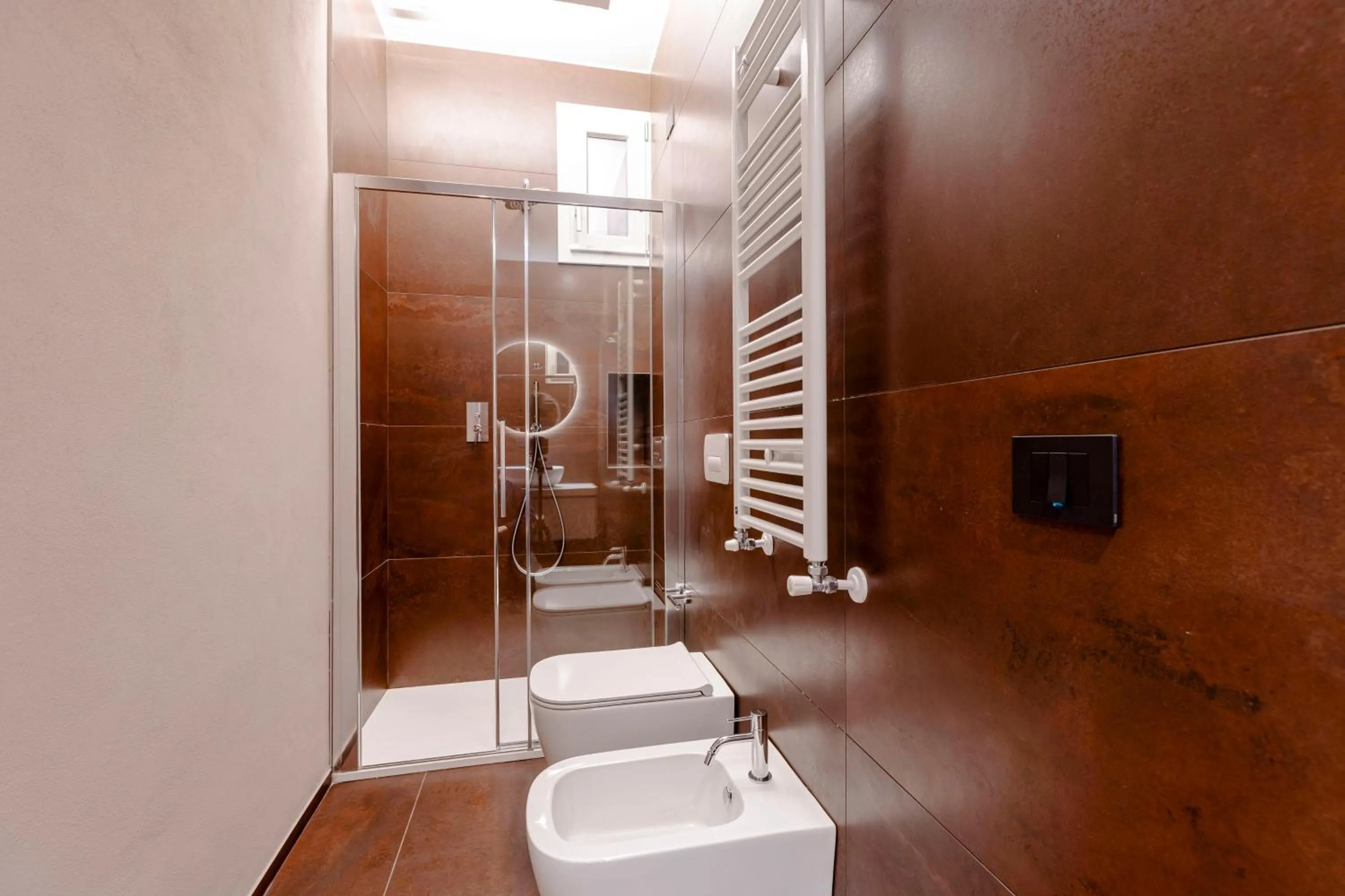 Shower in FLORENCE SEASONS B&B