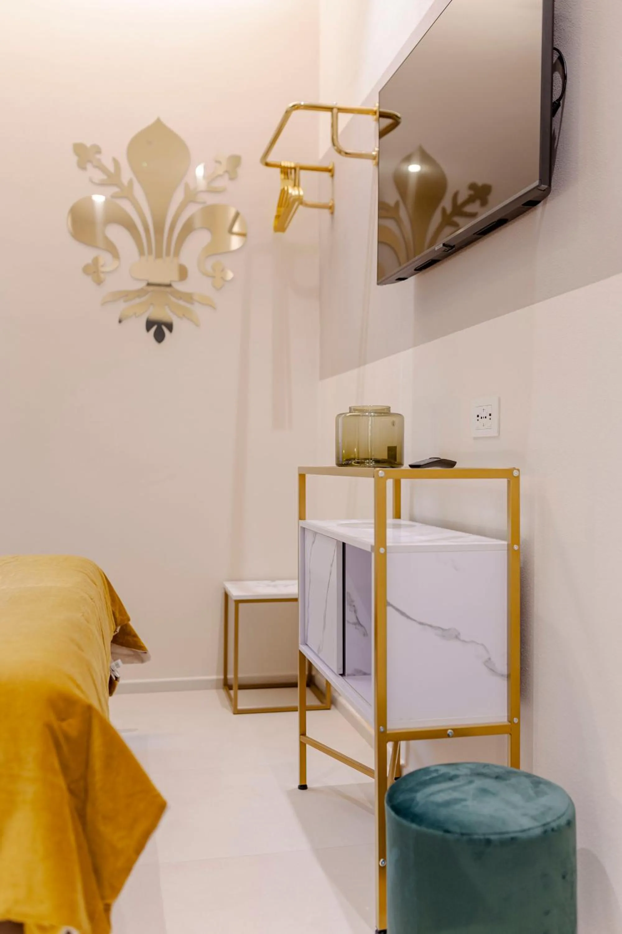 Bed in FLORENCE SEASONS B&B