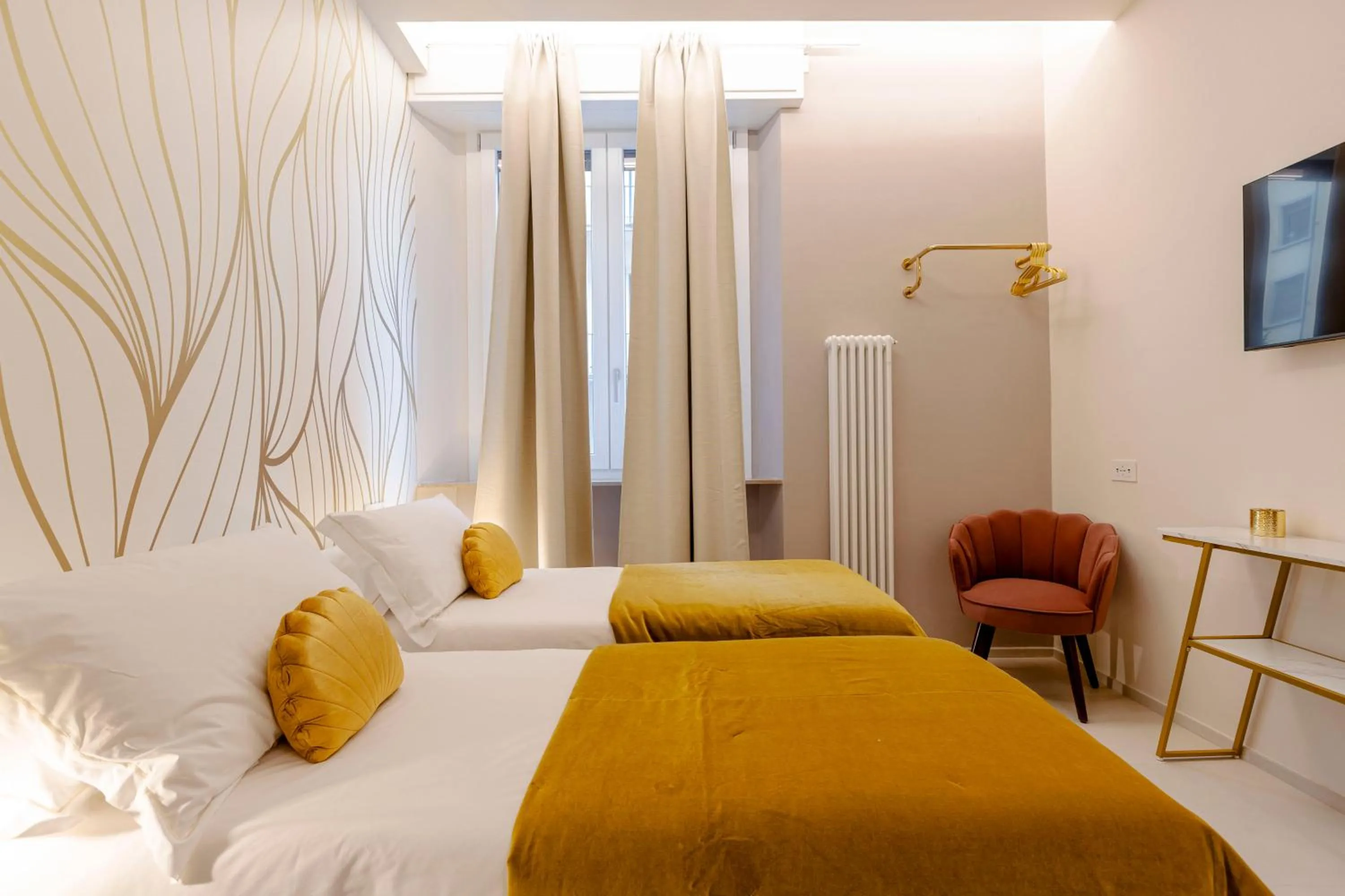 TV and multimedia, Bed in FLORENCE SEASONS B&B