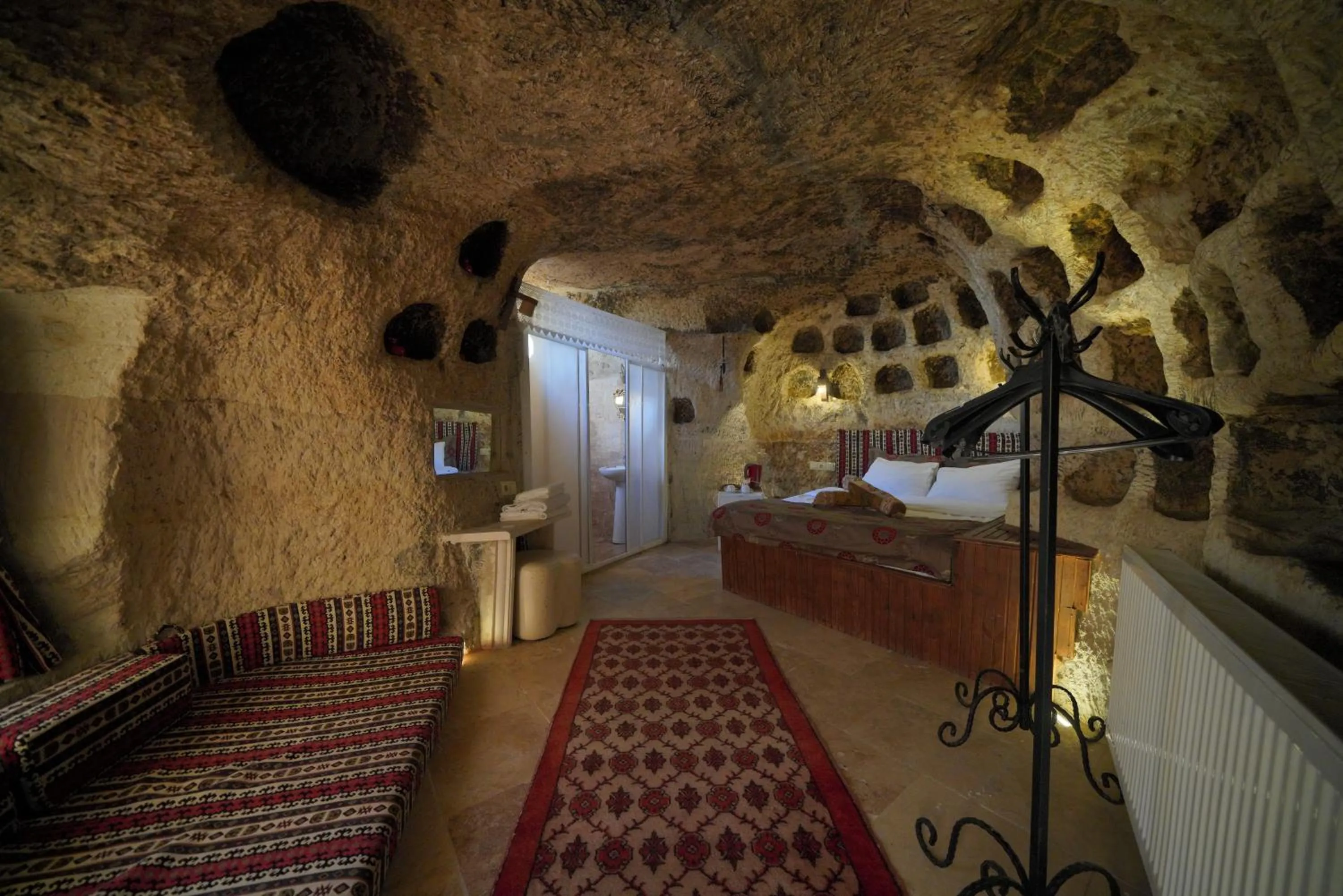 Bed in Turan Cappadocia Cave
