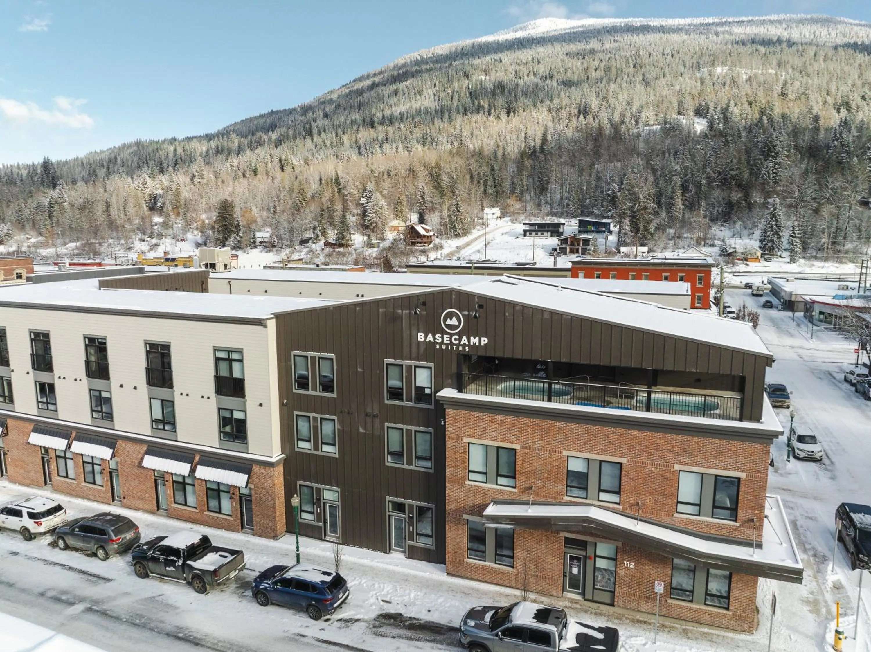 Property building in Basecamp Suites Revelstoke