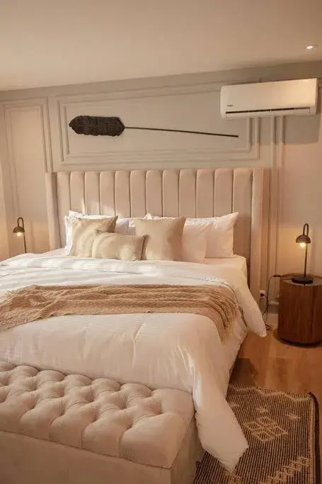 Bed in Go Living Suites: Your Medellin Retreat Bed in Go Living Suites: Your Medellin Retreat