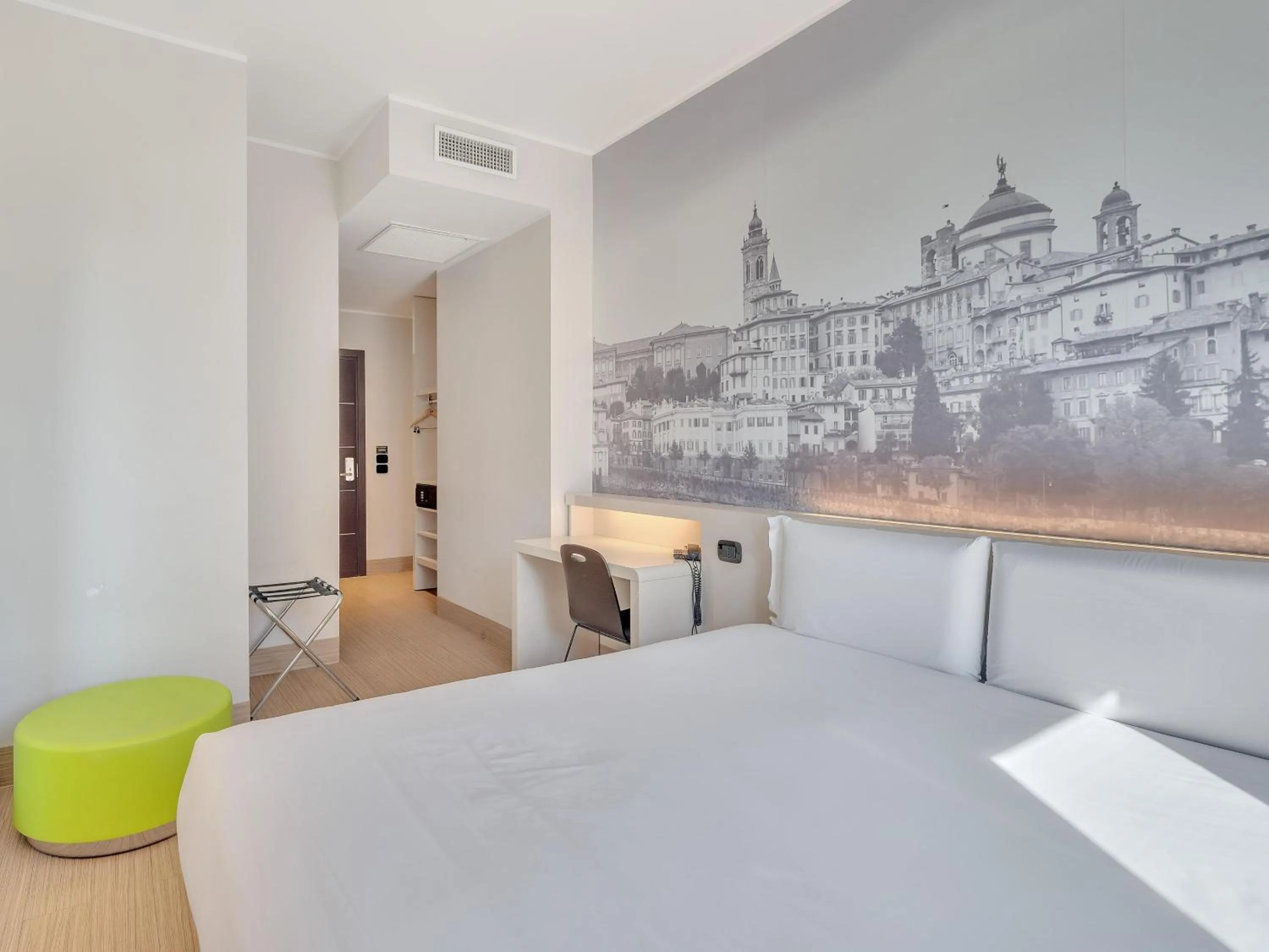 Photo of the whole room, Bed in B&B Hotel Bergamo City