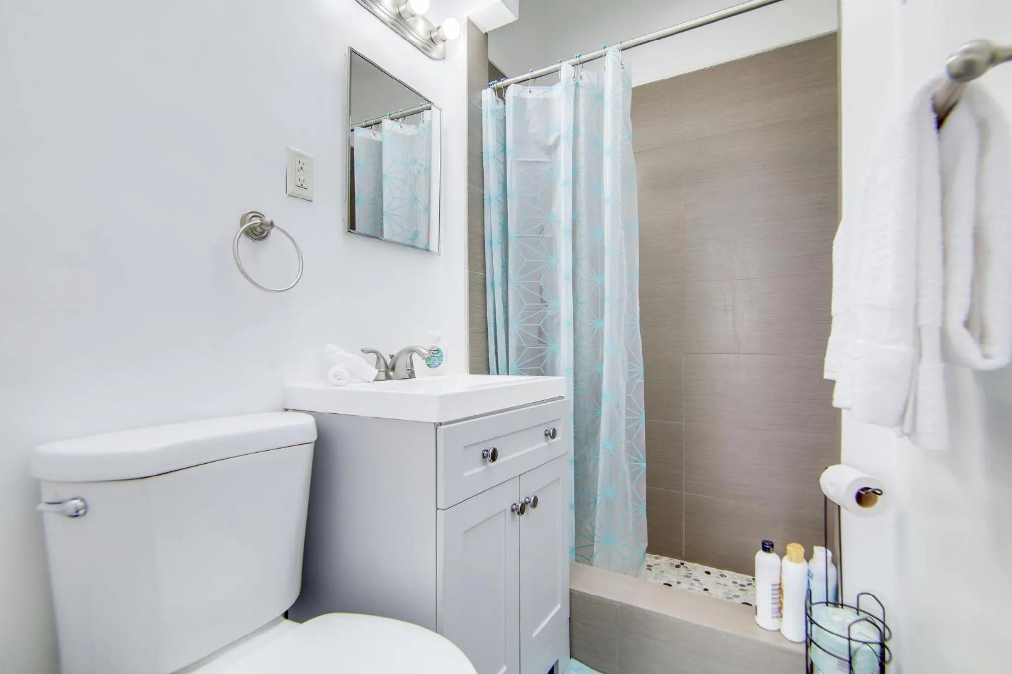 One-Bedroom Apartment - single occupancy in Chic Large Studio Apt Near Ocean Drive South Beach