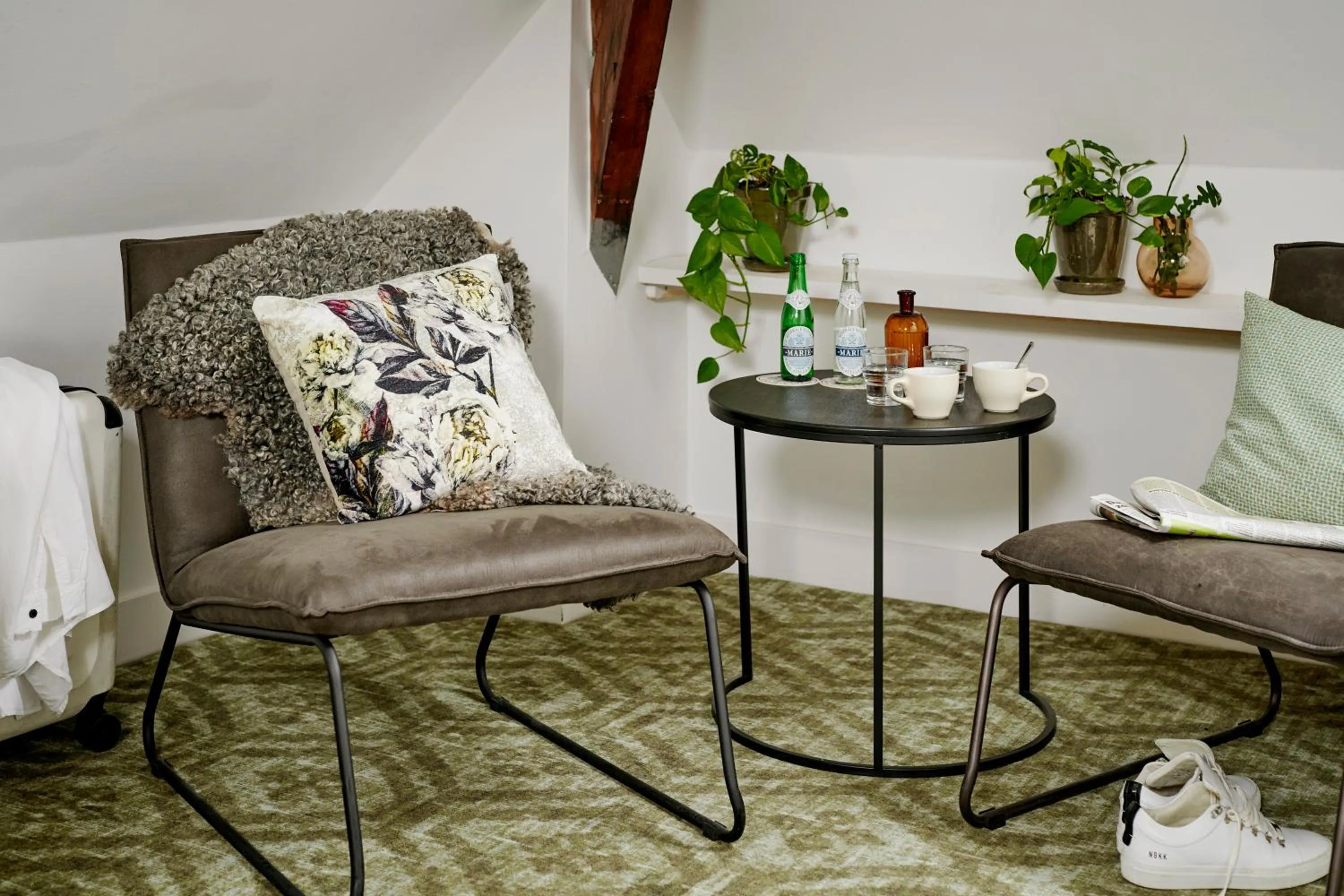 Seating area in Hotel Station Amstelveen