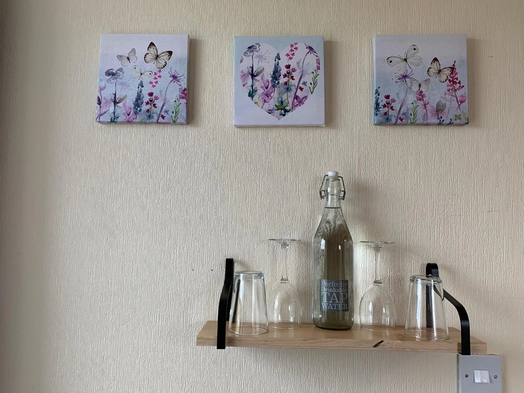 Bedroom in The Village Inn