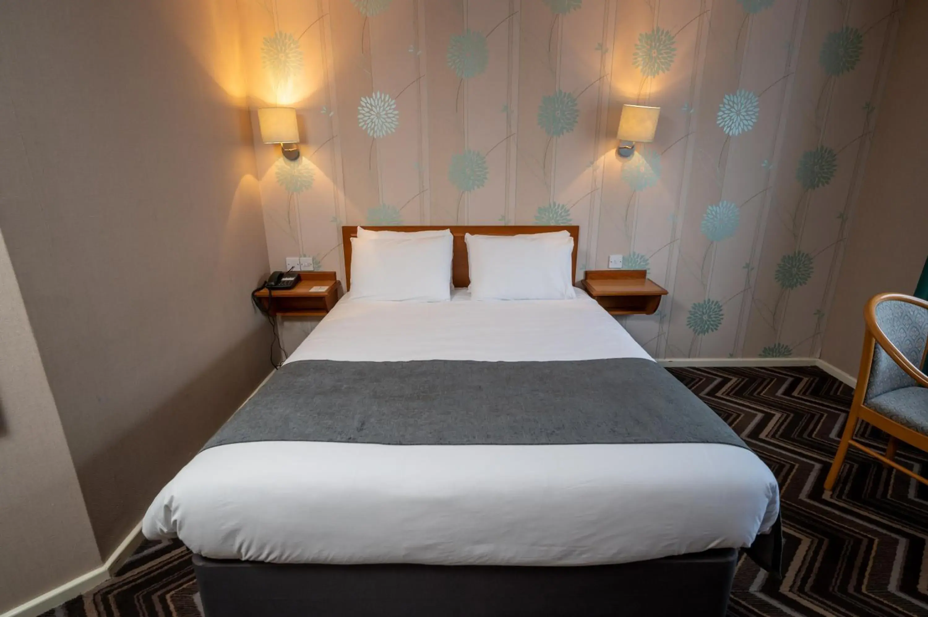 Superior Double Room in Bridge Inn By Greene King Inns Superior Double Room in Bridge Inn By Greene King Inns