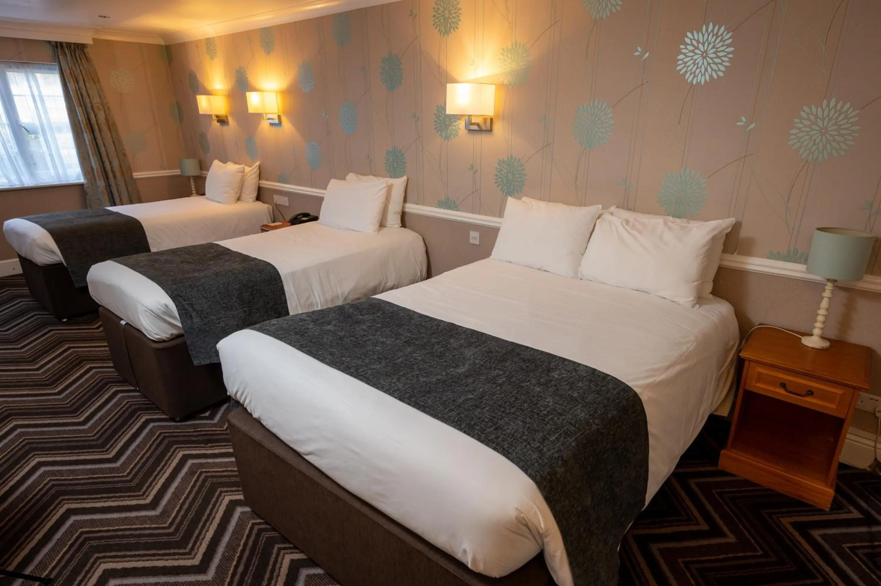 Bed in Bridge Inn By Greene King Inns