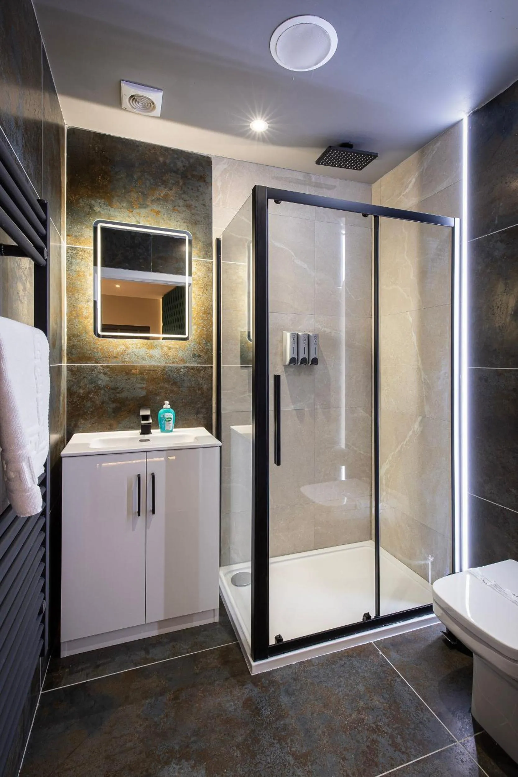 Bathroom in The Charleston