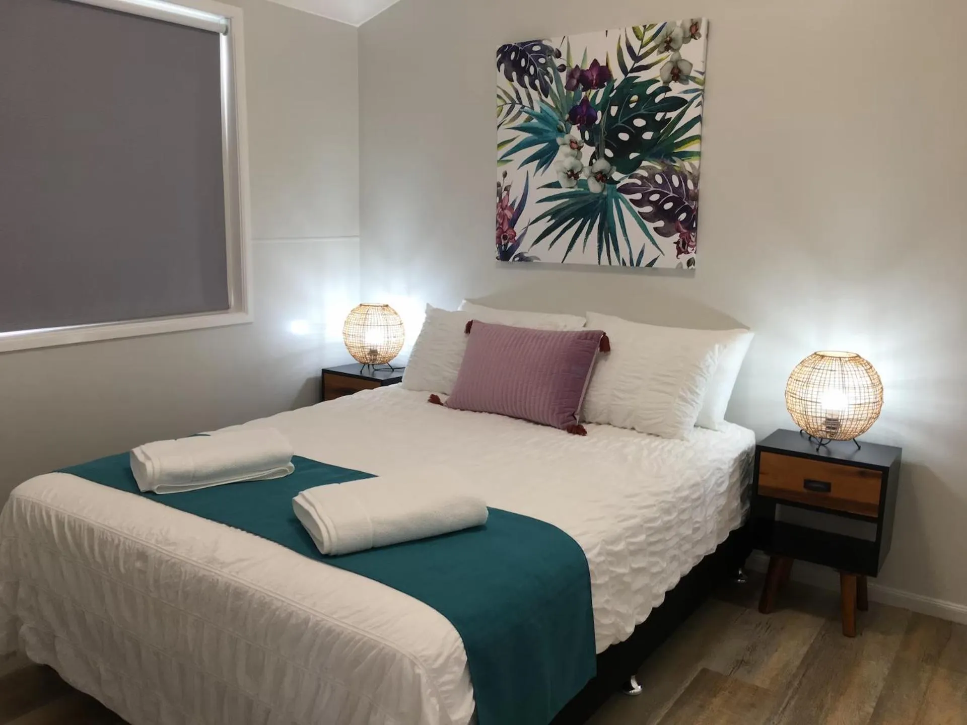 Bed in Longreach Apartments